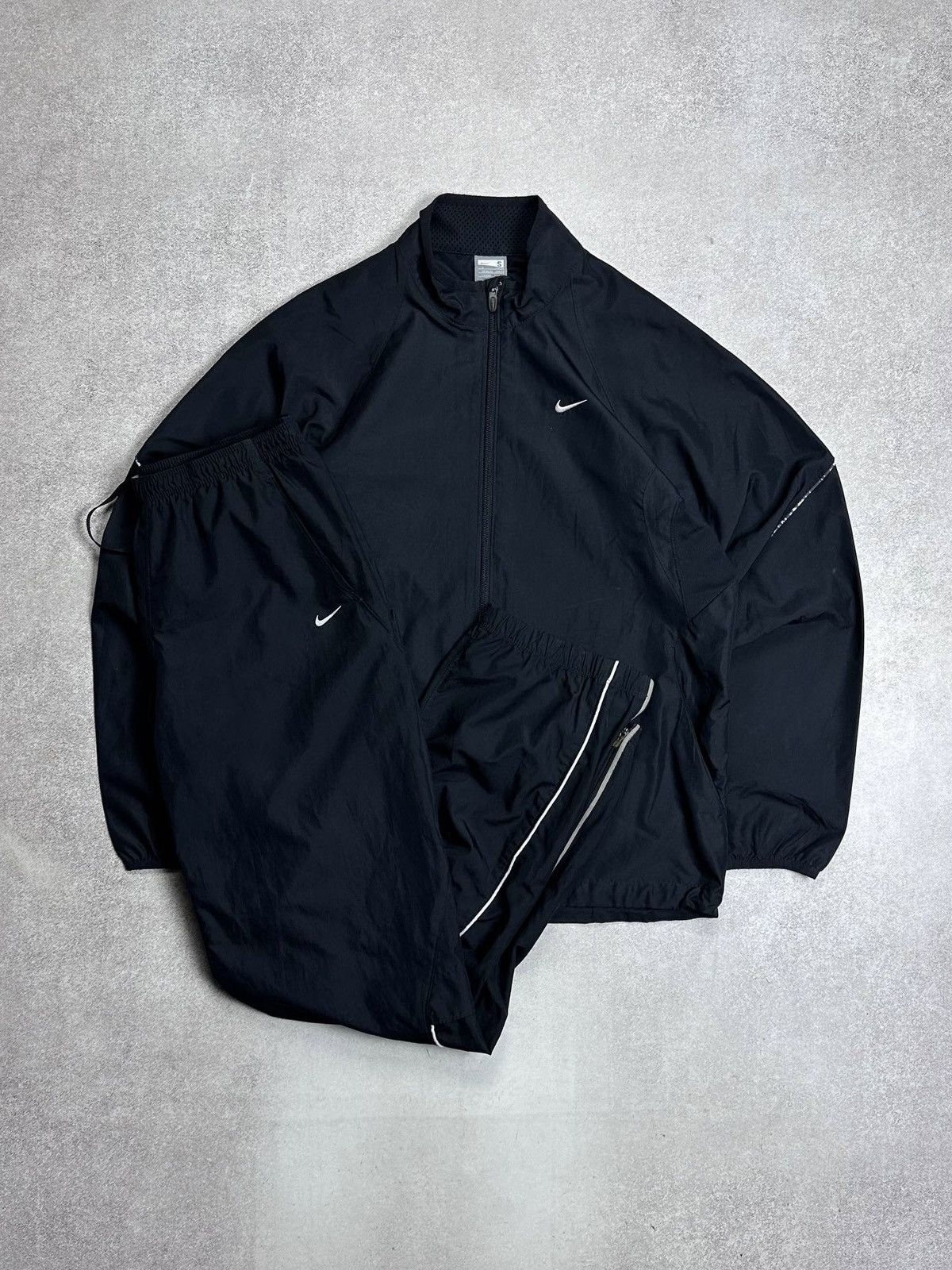 Nike Vintage Nike TN Skepta Style Nylon Tracksuit Y2K S Size US S / EU 44-46 / 1 - 1 Thumbnail