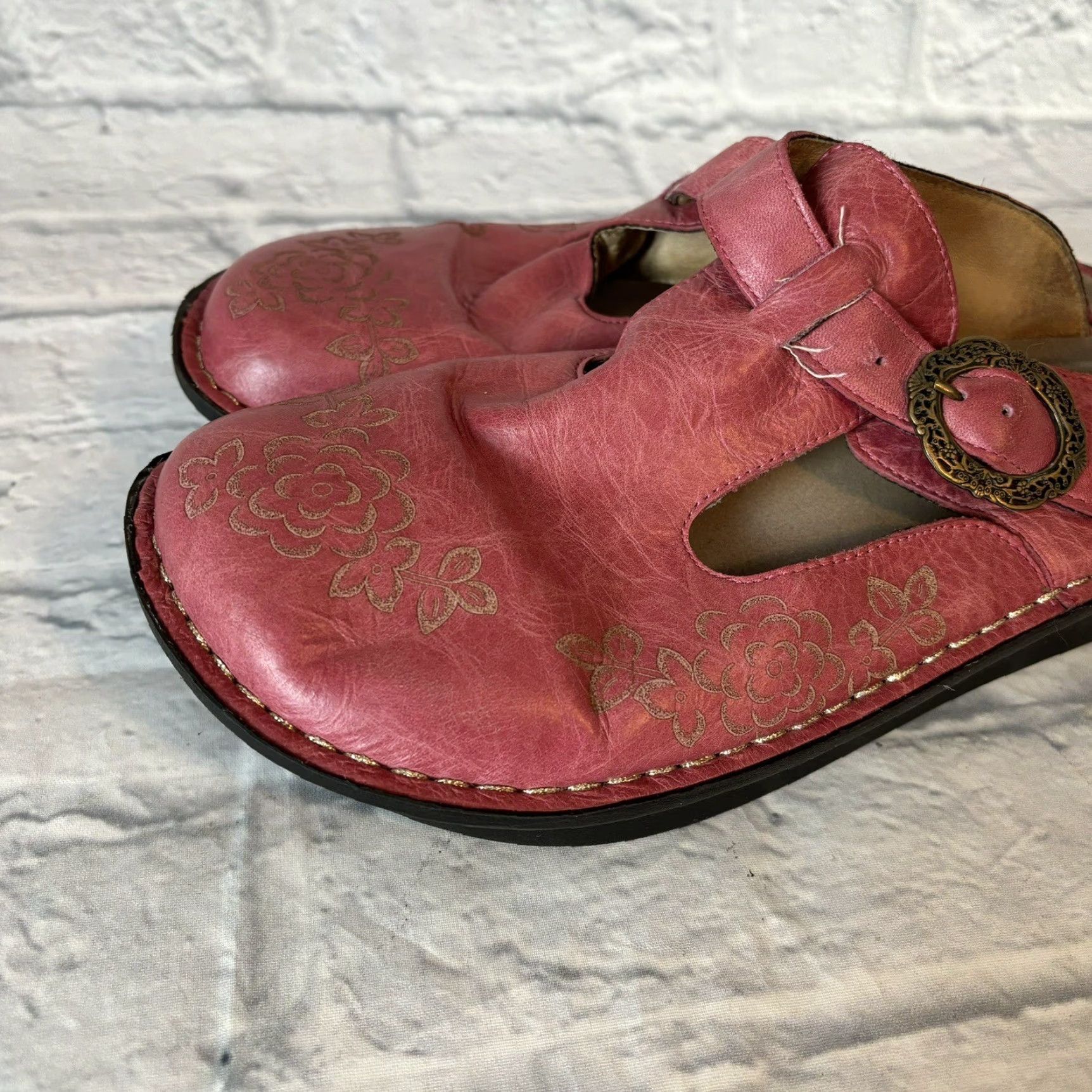 Vintage Alegria Pink Slide Sandals Women’s Size 40 ALG-535 Floral Buckle Leather Clog Size US 10 / IT 40 - 7 Thumbnail