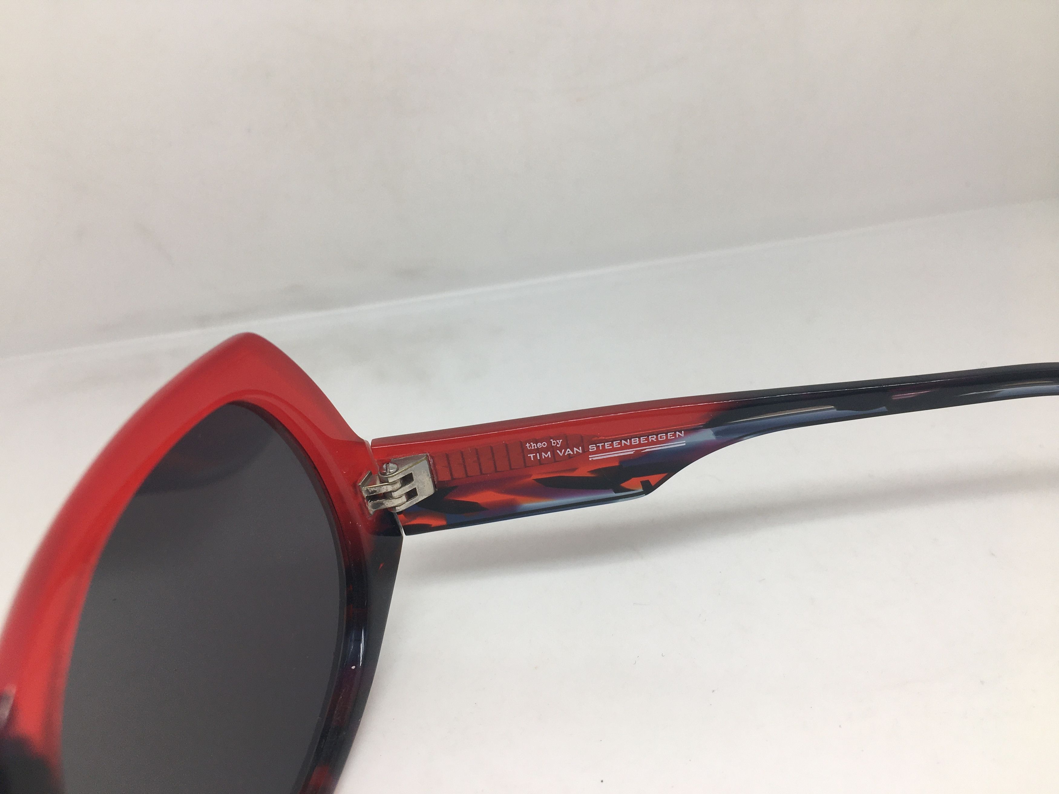 Vintage Theo by TIM VAN STEENBERGEN Red Cateye Sunglasses Size ONE SIZE - 4 Thumbnail