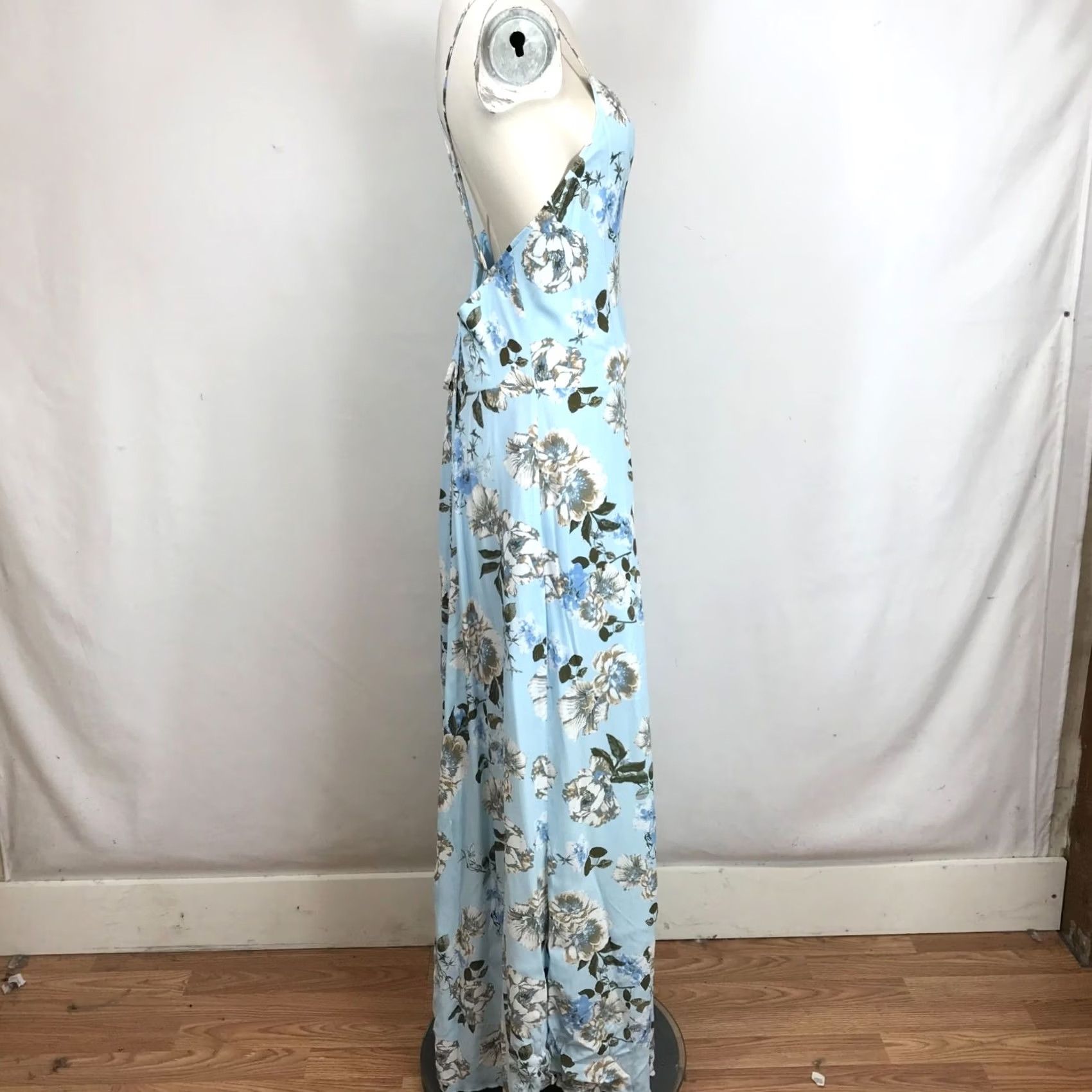 Vintage VINTAGE LEITH Women's XXL BLUE FLORAL SPAGHETTI STRAP 100% RAYON MAXI DRESS Size XXL / US 16-18 / IT 52-54 - 4 Thumbnail