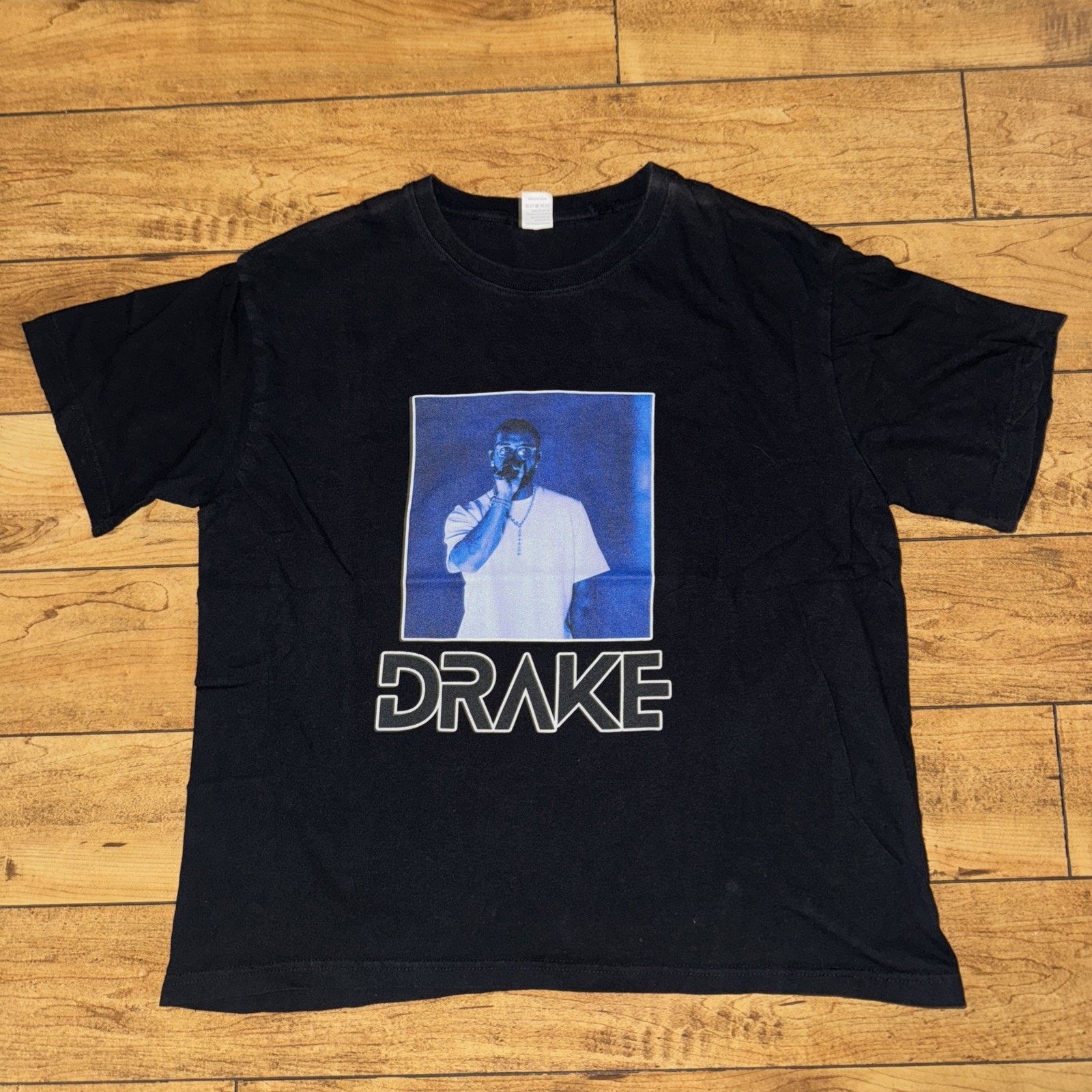 Band Tees × Rap Tees Drake Photograph T-Shirt Black Medium 21x24 Rap Tee Graphic Size US M / EU 48-50 / 2 - 1 Thumbnail