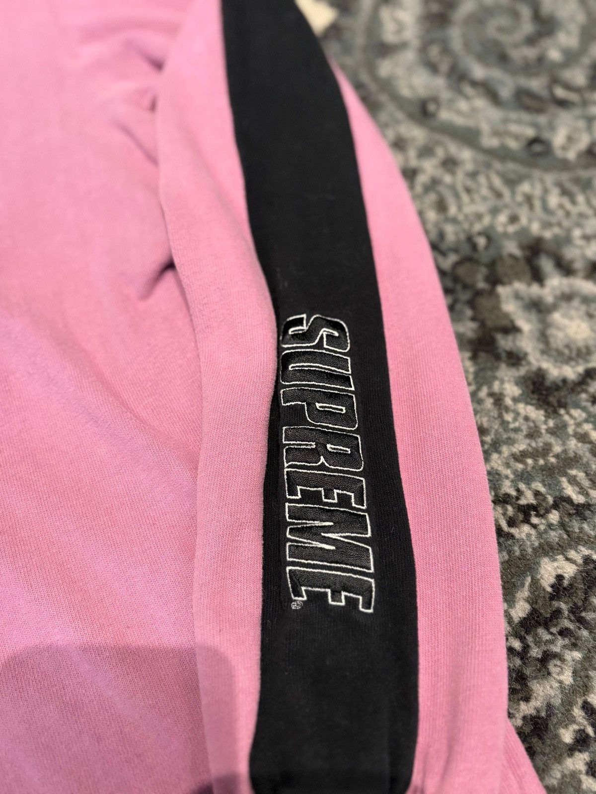 Supreme Supreme Pink Quarter Zip Size Medium Size US M / EU 48-50 / 2 - 3 Thumbnail