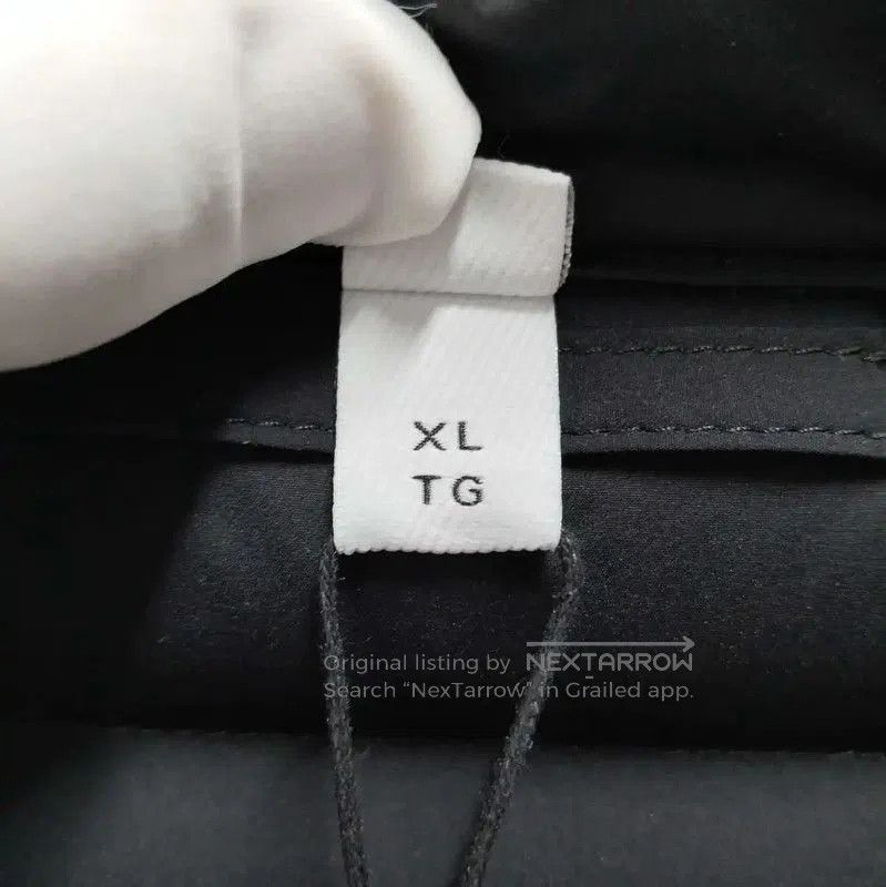 Burberry Burberry Black Long Down Coat for Women. Size XL / US 12-14 / IT 48-50 - 4 Thumbnail
