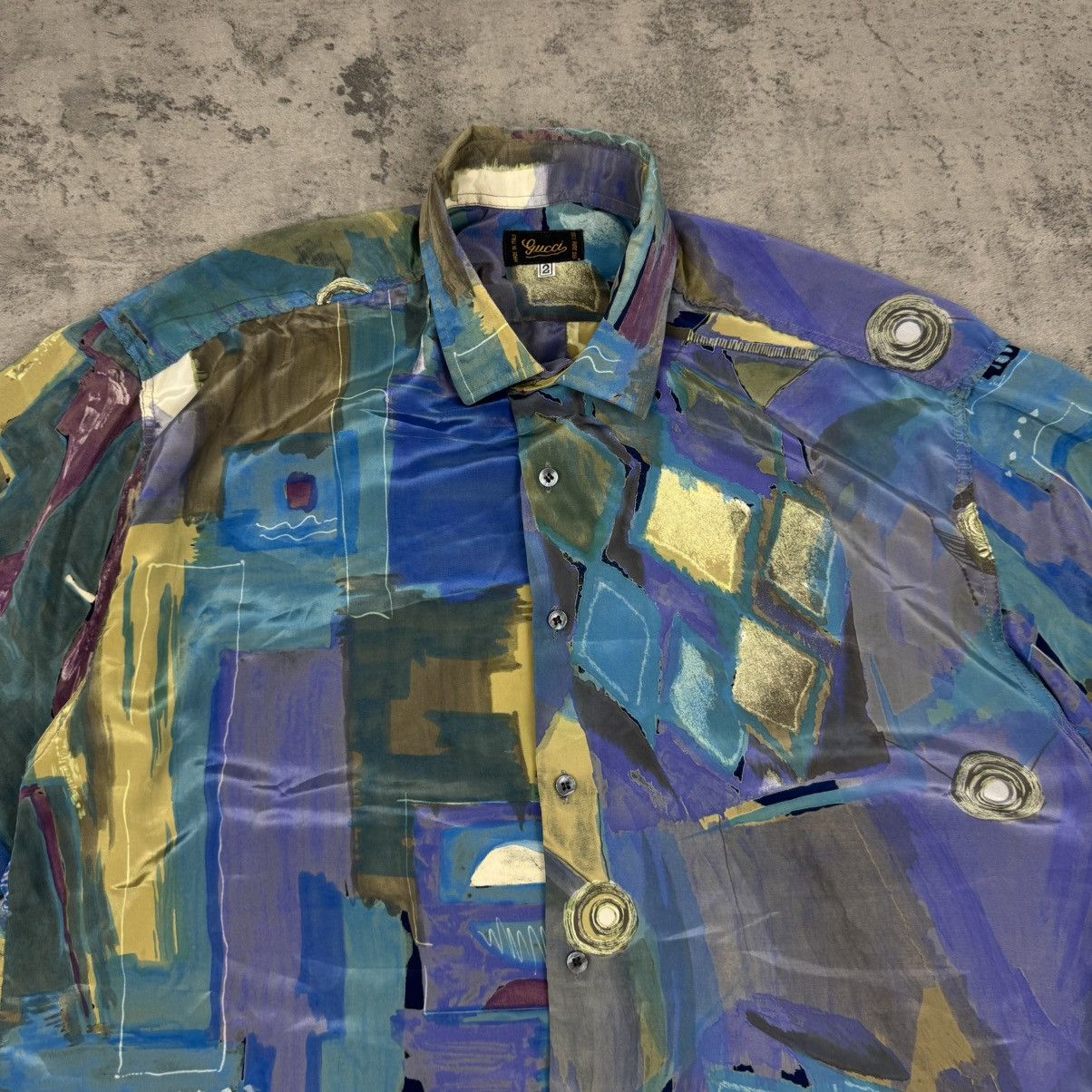 Gucci Vintage 90s Gucci Abstract Art 100% Silk Shirt Made in Italy Size US M / EU 48-50 / 2 - 3 Thumbnail