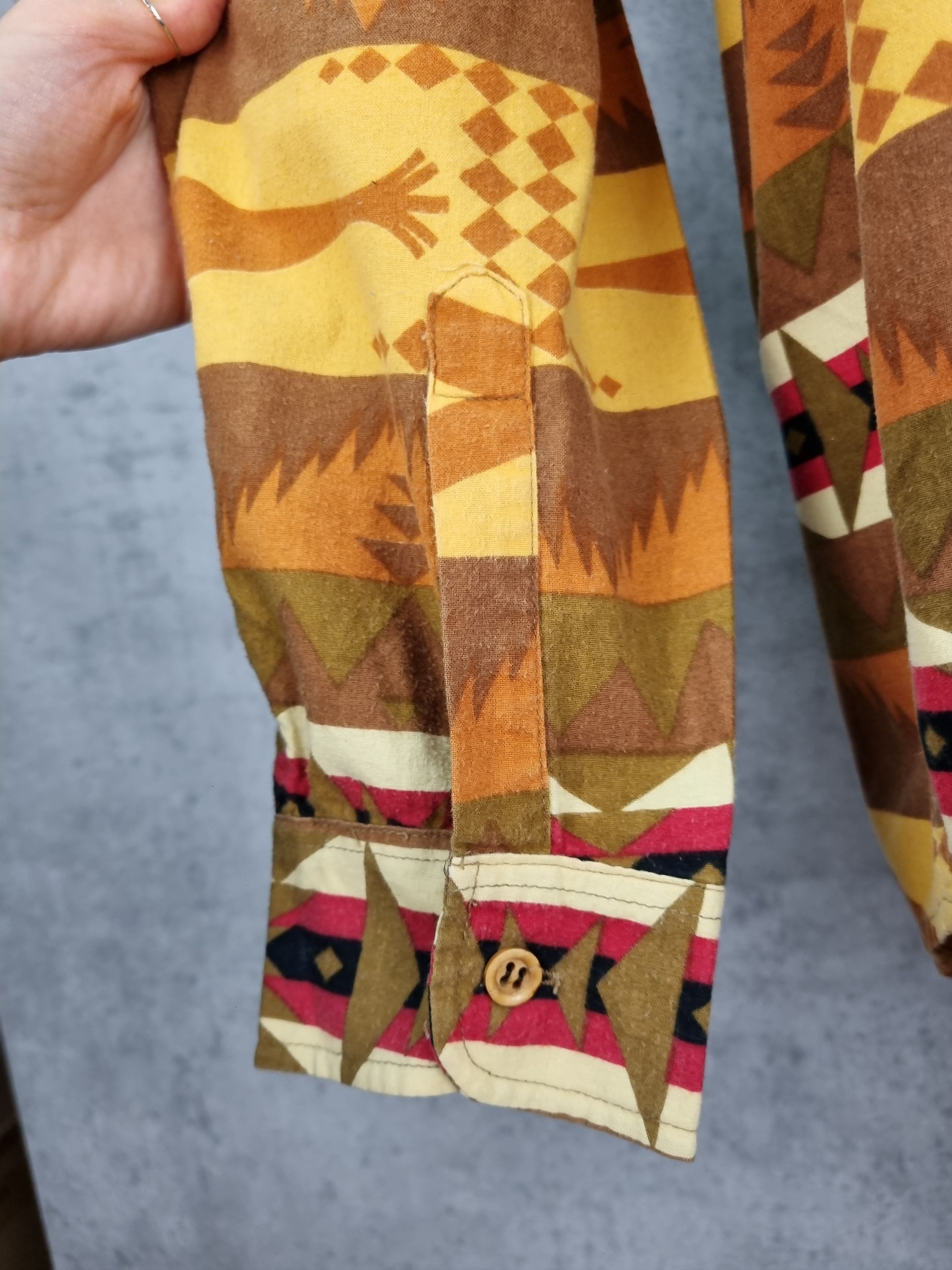 Chevignon × Native Rare size 80s Chevignon Navajo Vintage Shirt Button ups Size US XXL / EU 58 / 5 - 24 Thumbnail