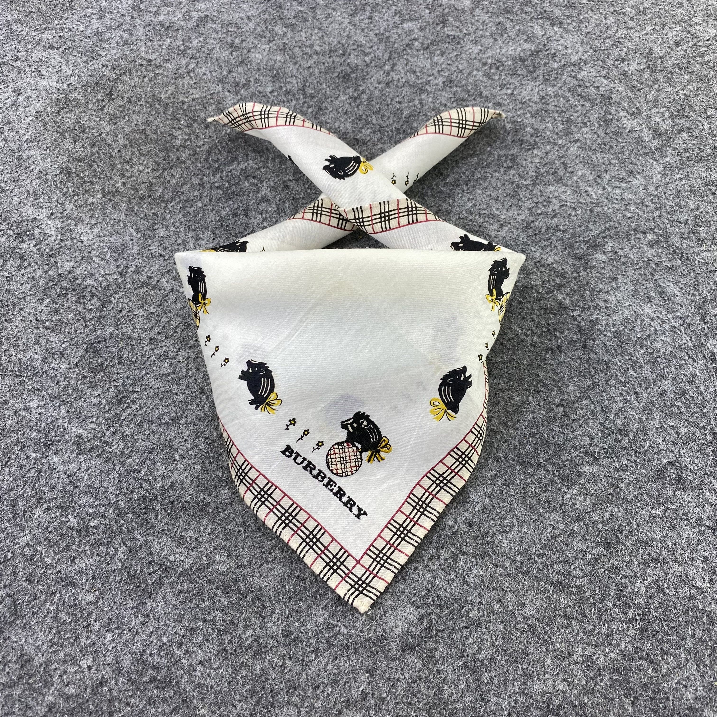 Burberry Burberry Handkerchief / Bandana / Neckerchief-B1106 Size ONE SIZE - 2 Thumbnail