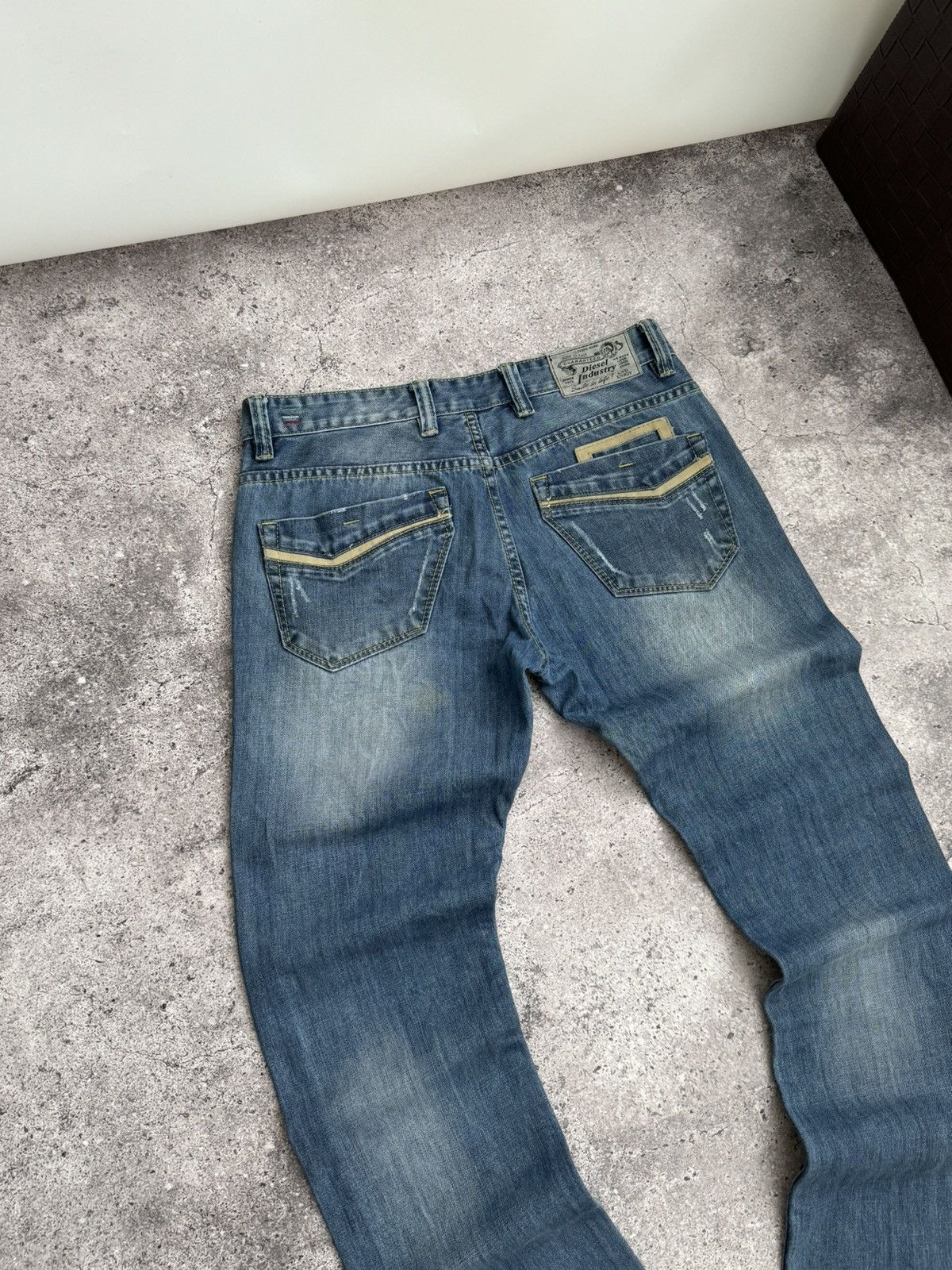 Diesel × Vintage Vintage Diesel Y2K distressed dirty jeans pants Size US 33 - 14 Thumbnail