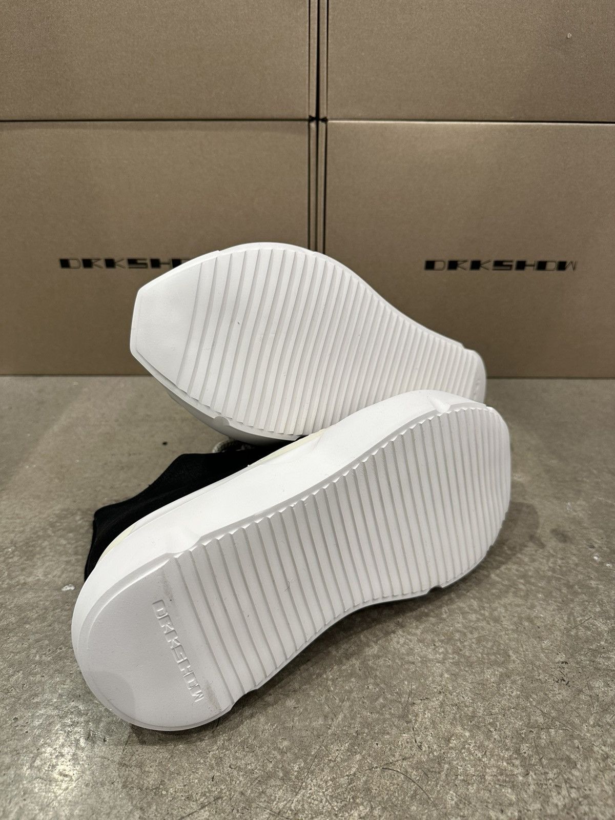 Rick Owens Drkshdw RICK OWENS - DRKSHDW Abstract Low Sneaker Black Milk Size US 10 / EU 43 - 5 Thumbnail