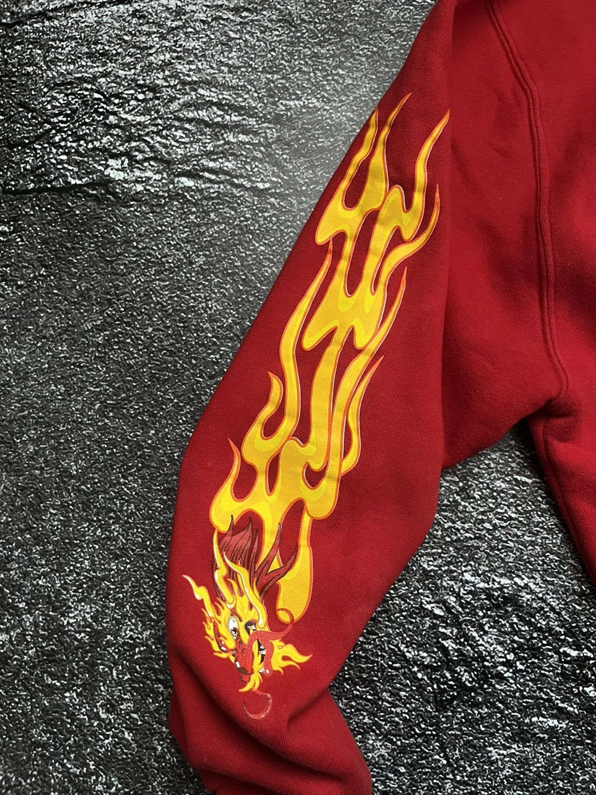 No Fear Crazy Vintage No Fear Flame Dragon Red Sweatshirt Rare SZ L Size US L / EU 52-54 / 3 - 11 Thumbnail
