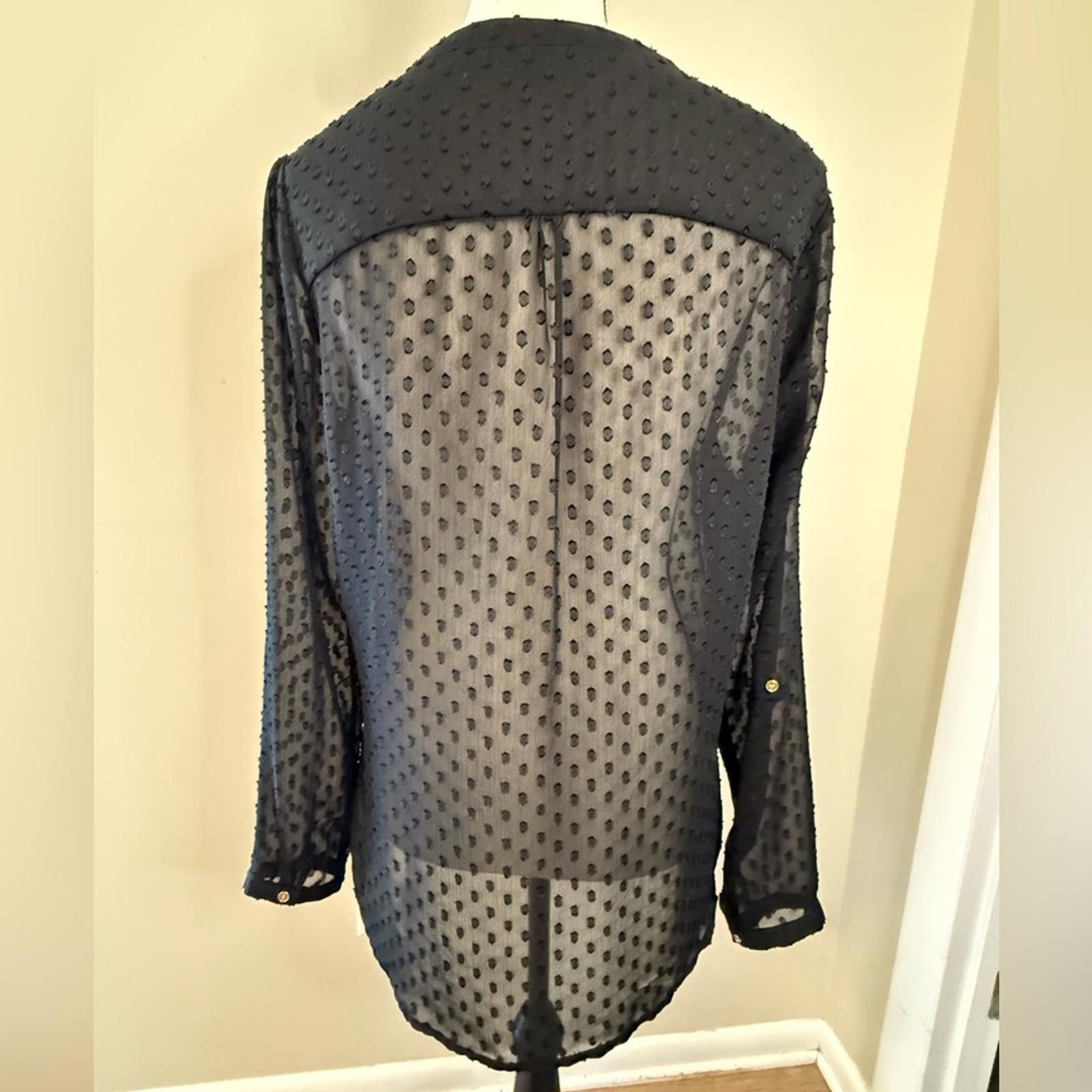 Covington Covington sheer black polka dot button up top SZ M Size M / US 6-8 / IT 42-44 - 4 Thumbnail