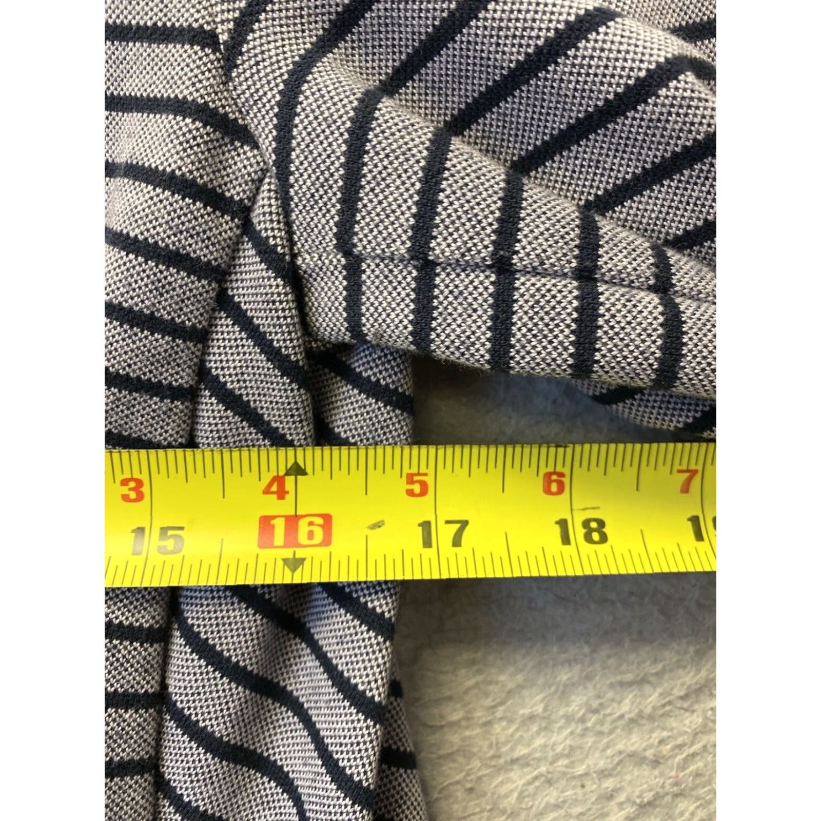 Vintage CAbi Striped Knit Blazer Jacket Womens Size S Gray Career Work Style/118-19 Size S / US 4 / IT 40 - 4 Thumbnail