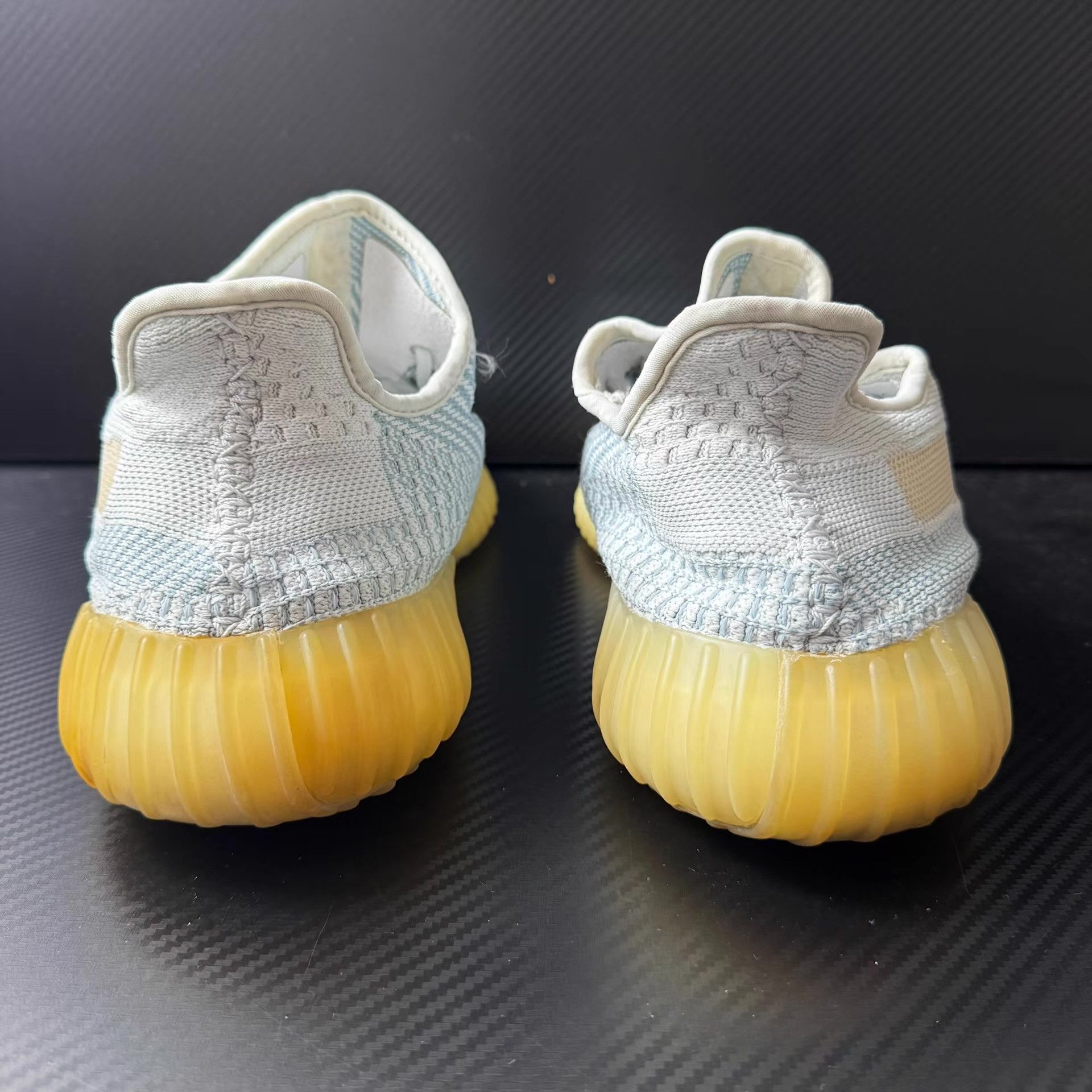 Adidas Adidas Yeezy 350 V2 Q11 Size US 10 / EU 43 - 2 Thumbnail