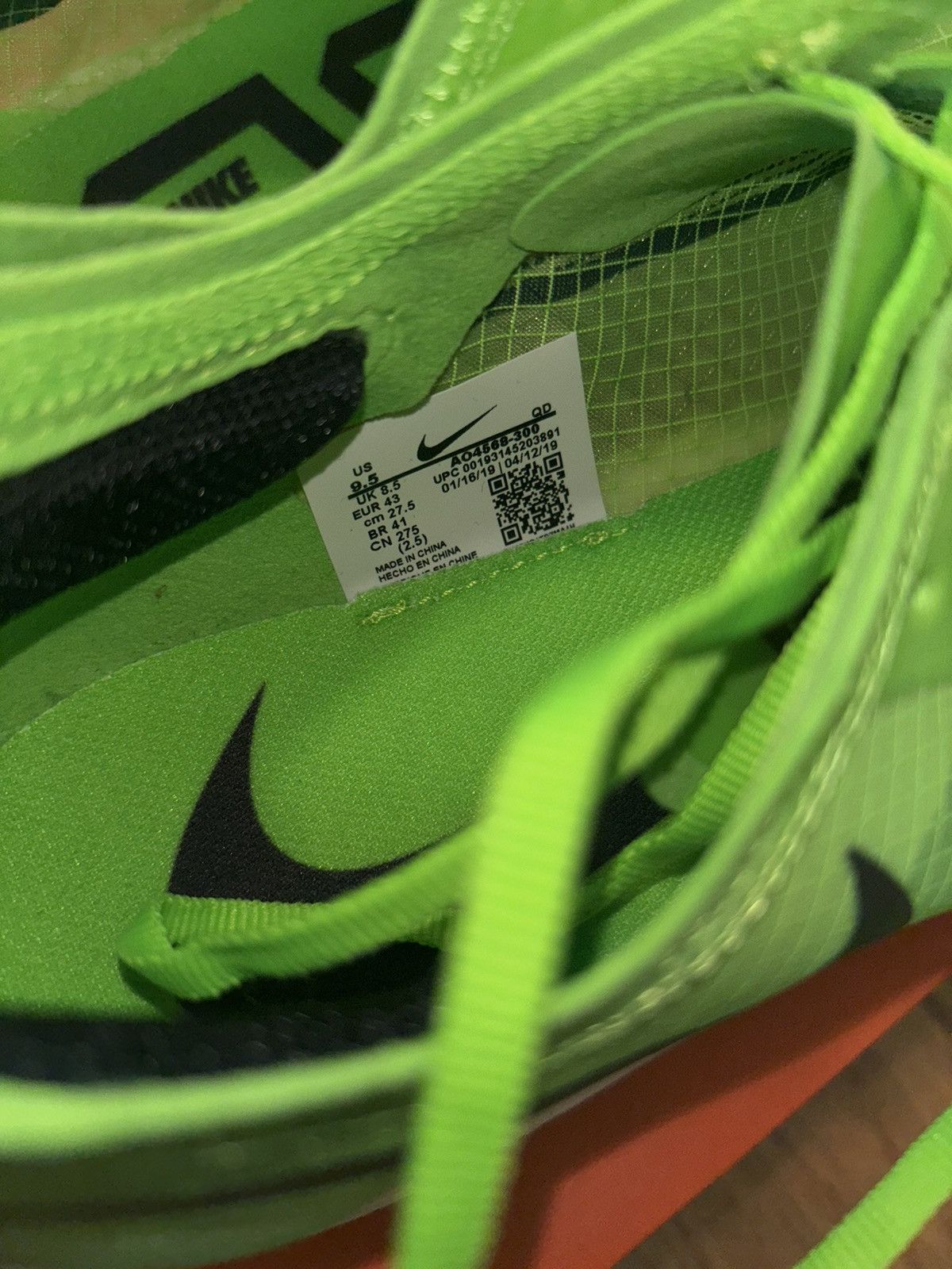 Nike Nike ZoomX Vaporfly Next% Volt Green Blast Size US 9.5 / EU 42-43 - 6 Thumbnail