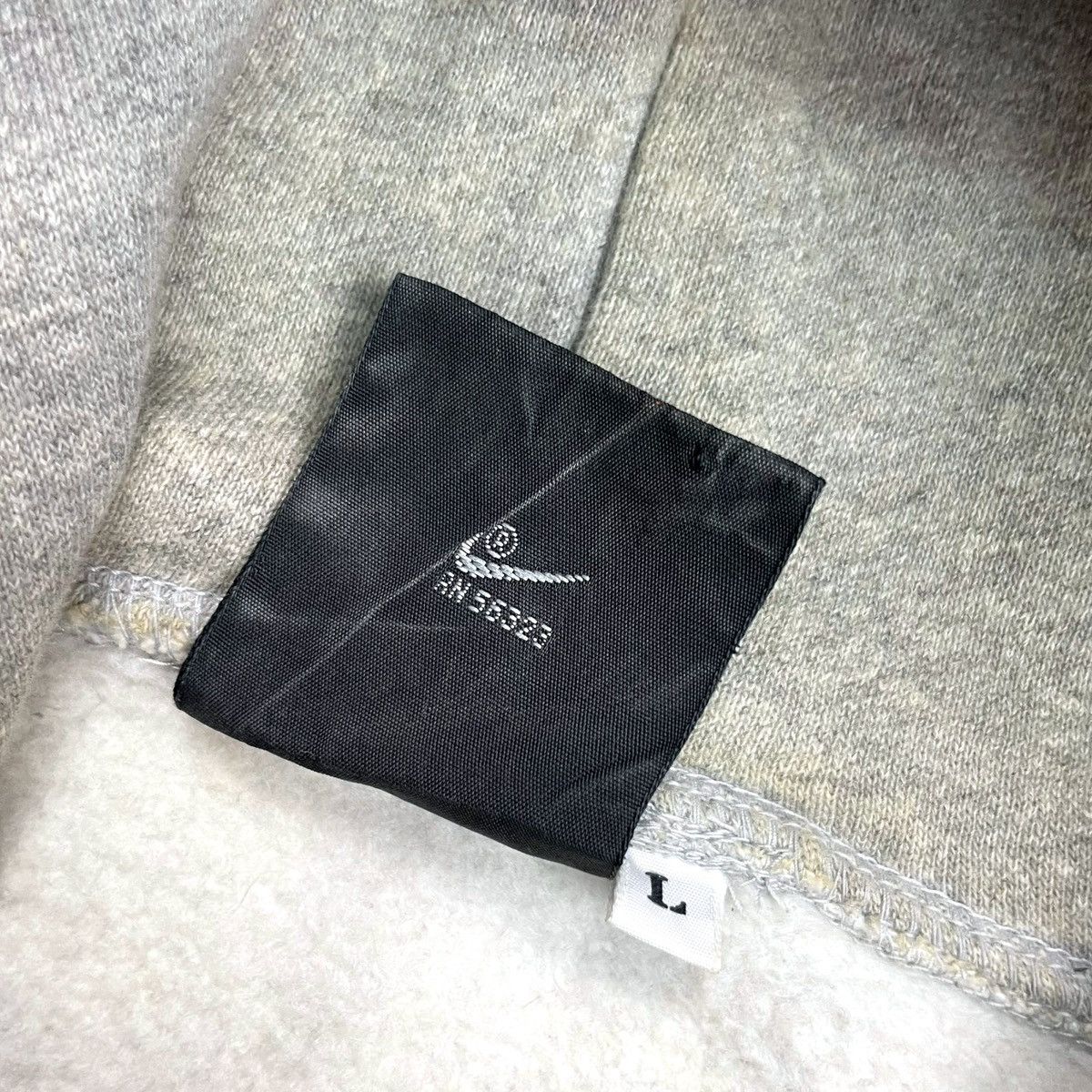 Jordan Brand Vintage 90's Nike Jordan Pullover Hoodie Size US L / EU 52-54 / 3 - 14 Thumbnail