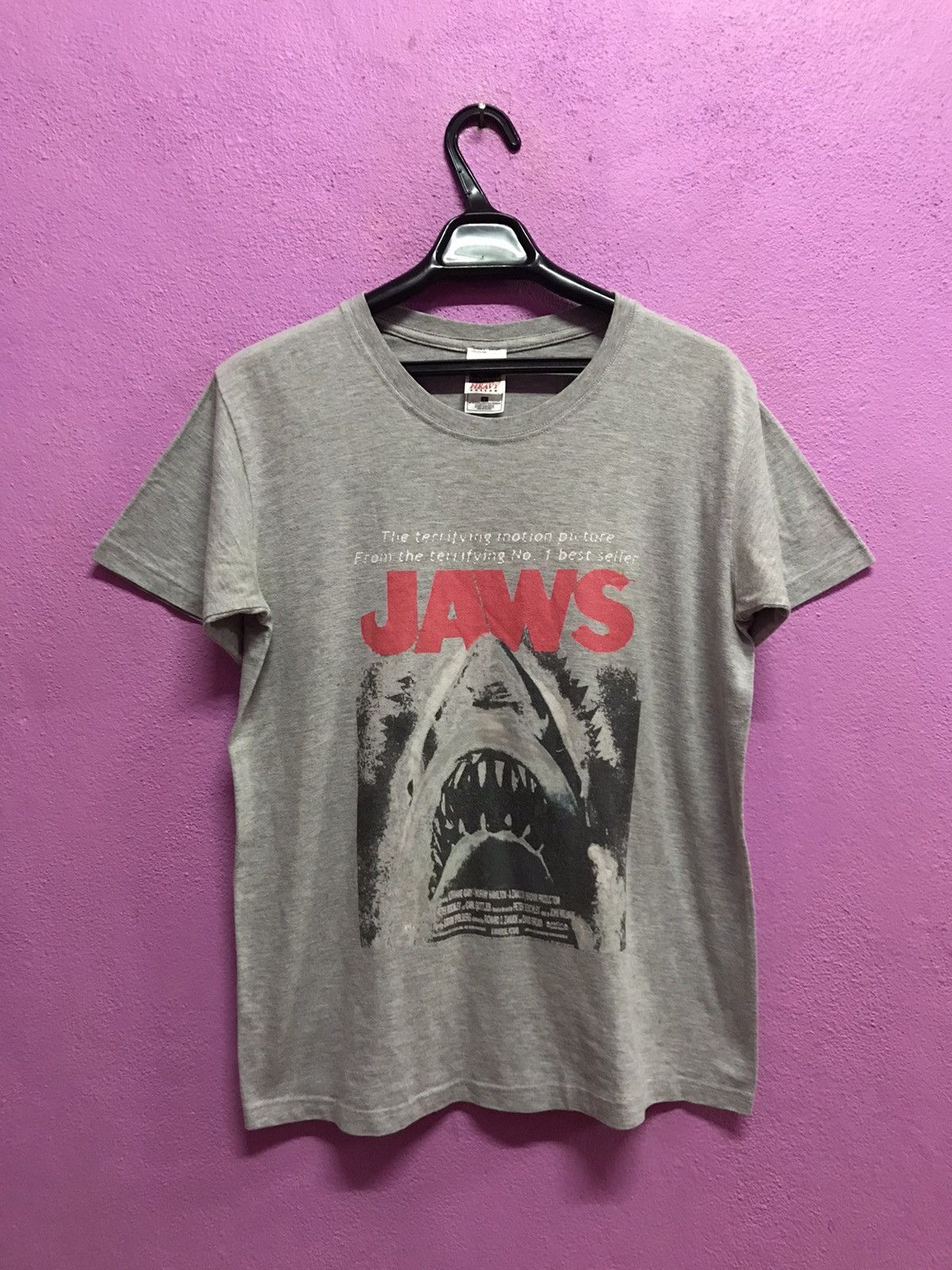 Fruit Of The Loom Jaws Movie Tee Size L Size US L / EU 52-54 / 3 - 1 Thumbnail