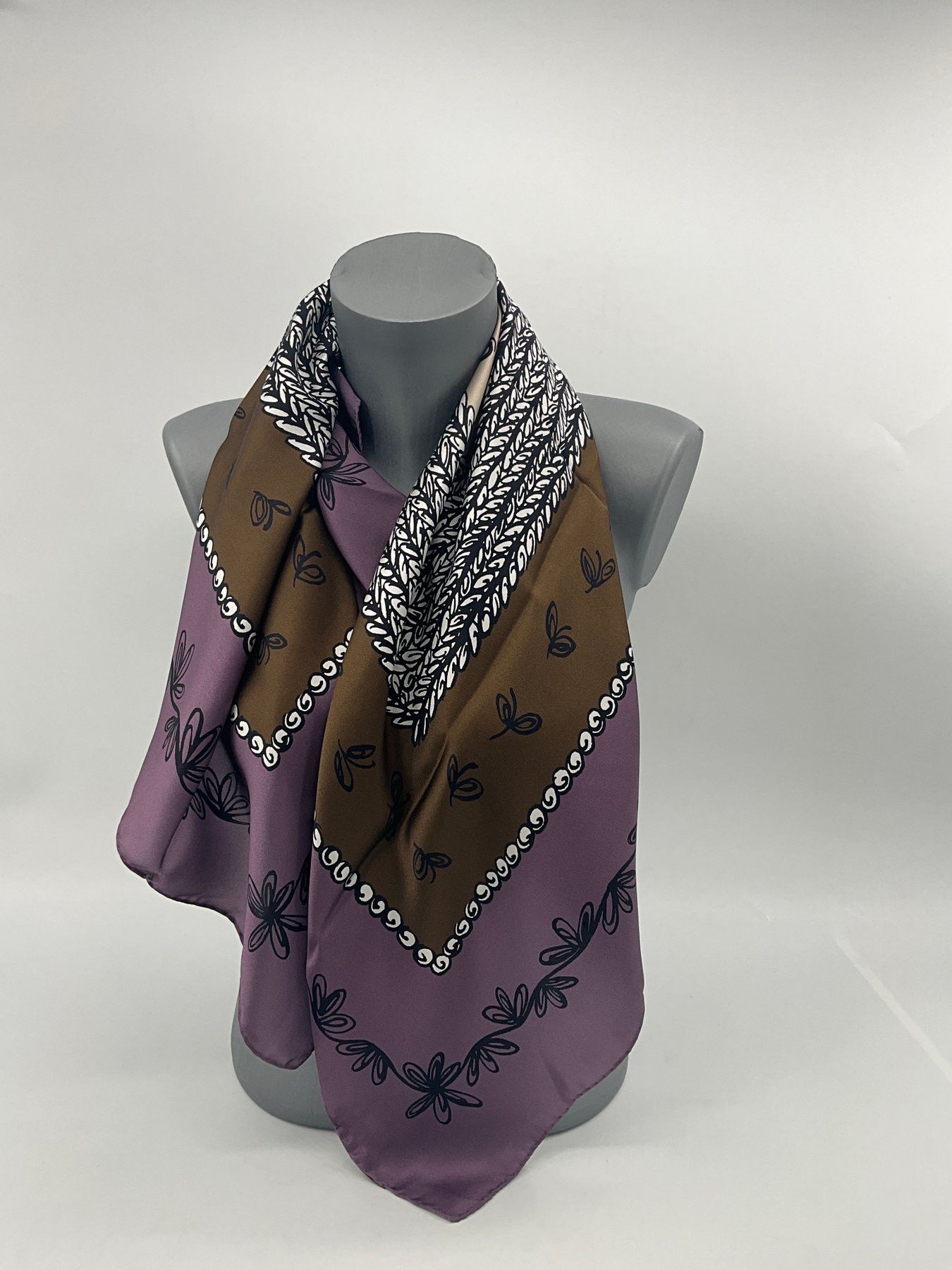 MCM Silk scarf MCM Size ONE SIZE - 9 Thumbnail