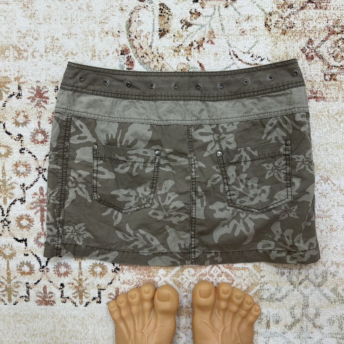If Six Was Nine Vintage Japanese Style Mini Skirt Camo Hype Grunge Y2K 00s Size 25" / US 0 / IT 36 - 2 Thumbnail