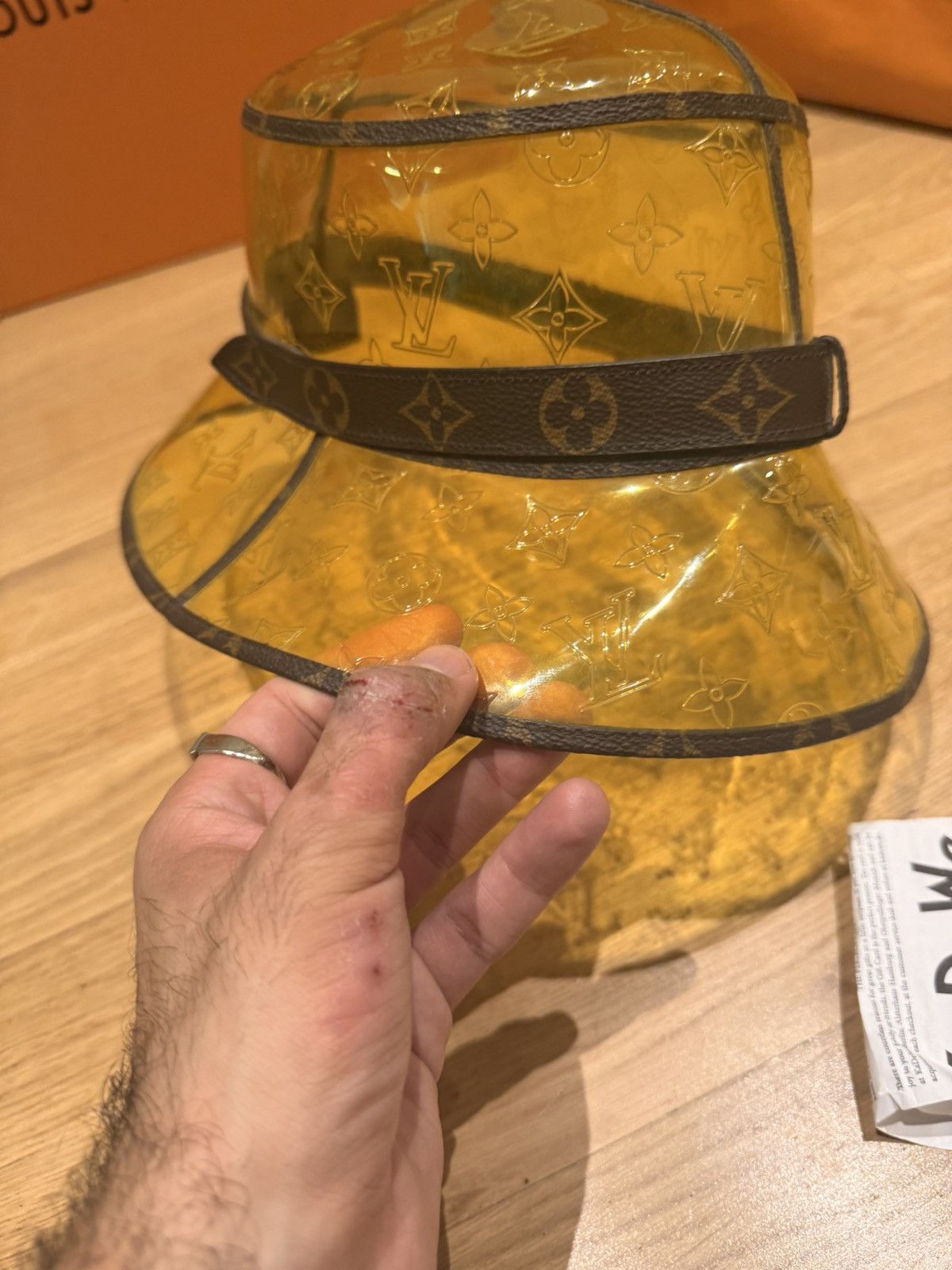Louis Vuitton Louis Vuitton Bucket Hat Yellow Monogram (Rare Runway Piece) Size ONE SIZE - 23 Thumbnail