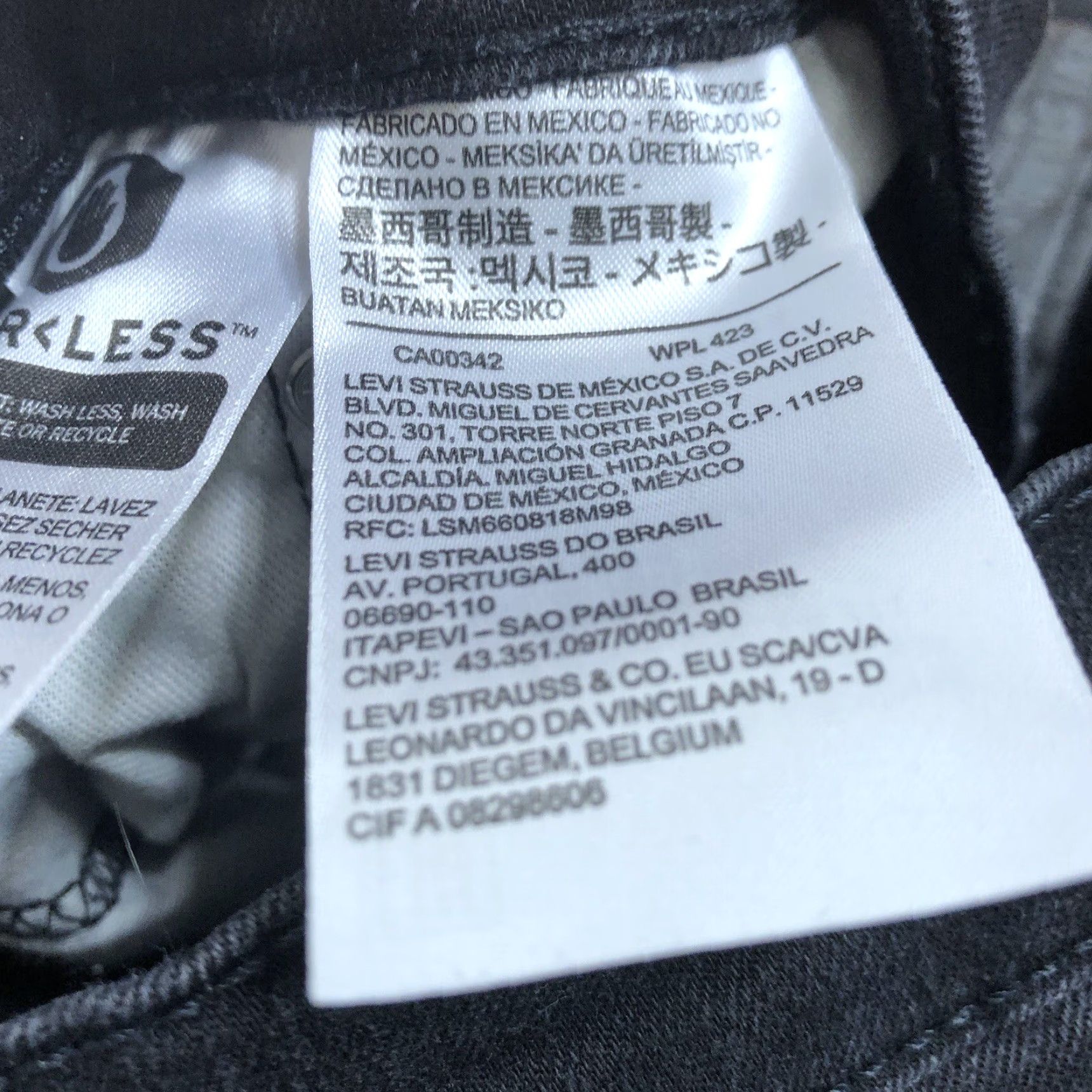 Levi's Levi's 541 Athletic Taper Jeans Denim Black 34x34 Men Regular 5-Pocket Belt Loops Zip Fly Leather Logo Size US 34 / EU 50 - 6 Thumbnail
