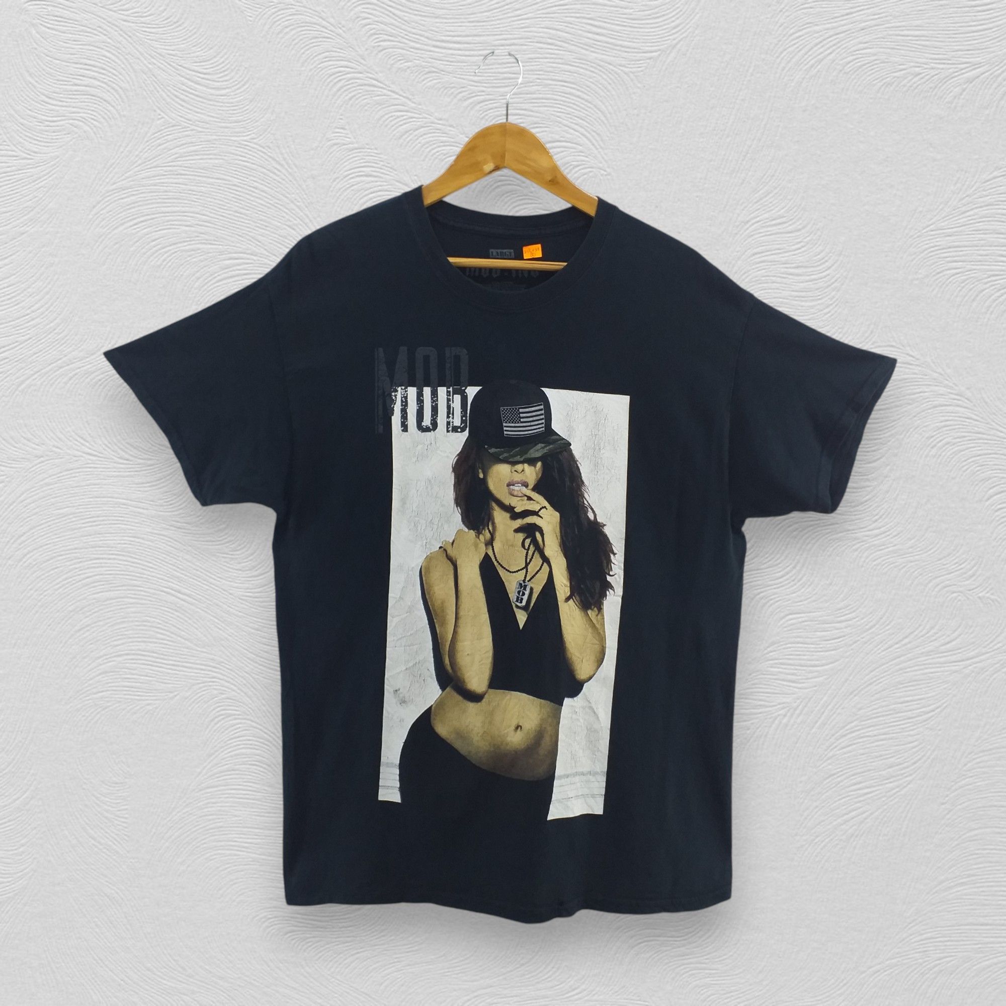 Rap Tees Vintage Mob Inc Sexy Lady T-shirt E023 Size US L / EU 52-54 / 3 - 1 Thumbnail