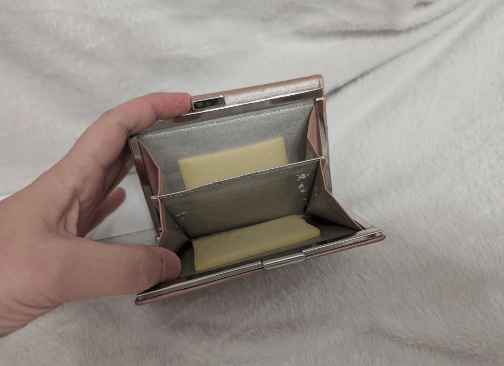 Givenchy Authentic Givenchy Metallic Pearl Pink Leather Wallet Size ONE SIZE - 12 Thumbnail