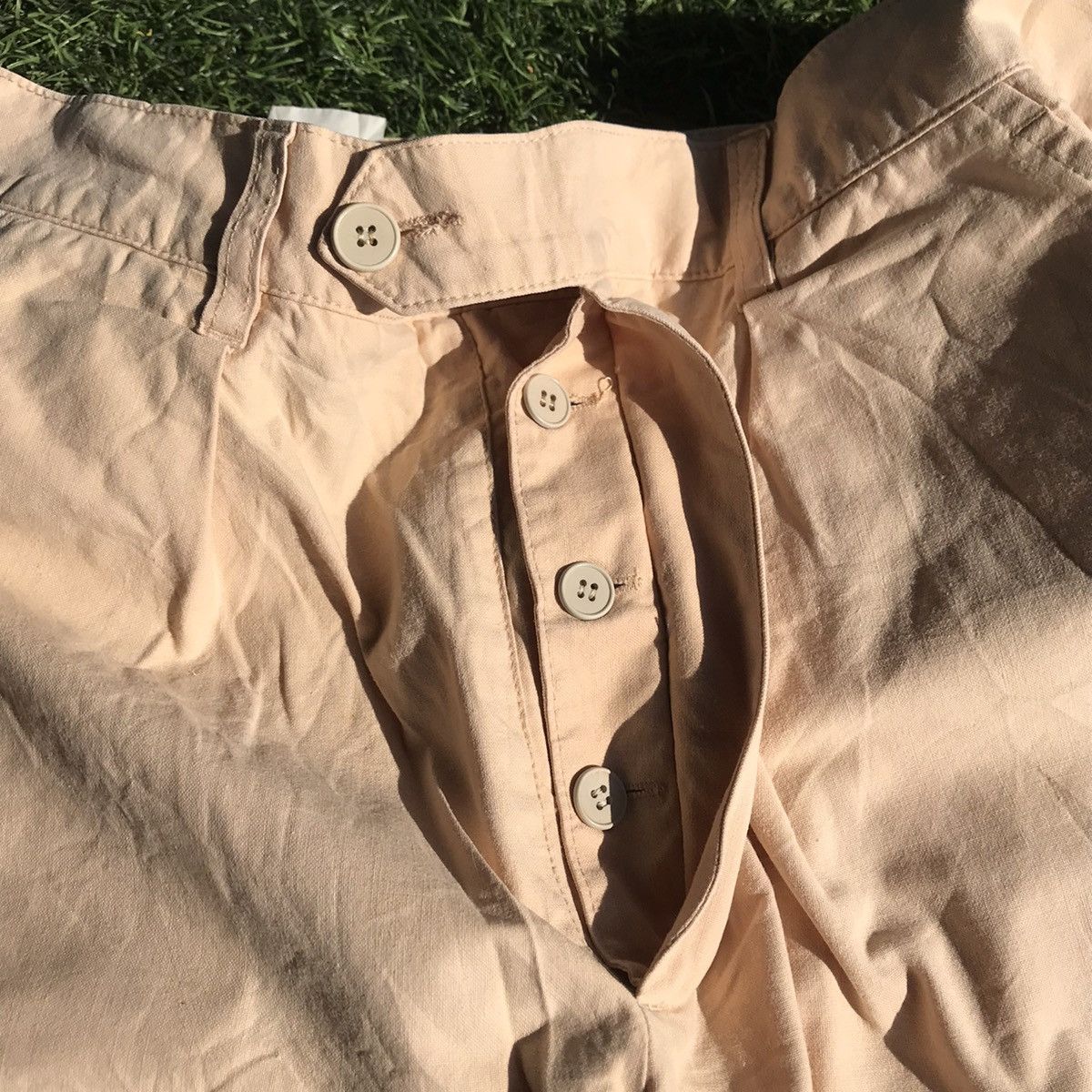 Designer × agnes b. Vintage Agnes B France Short pants khaki khakis beige Size US 34 / EU 50 - 7 Thumbnail