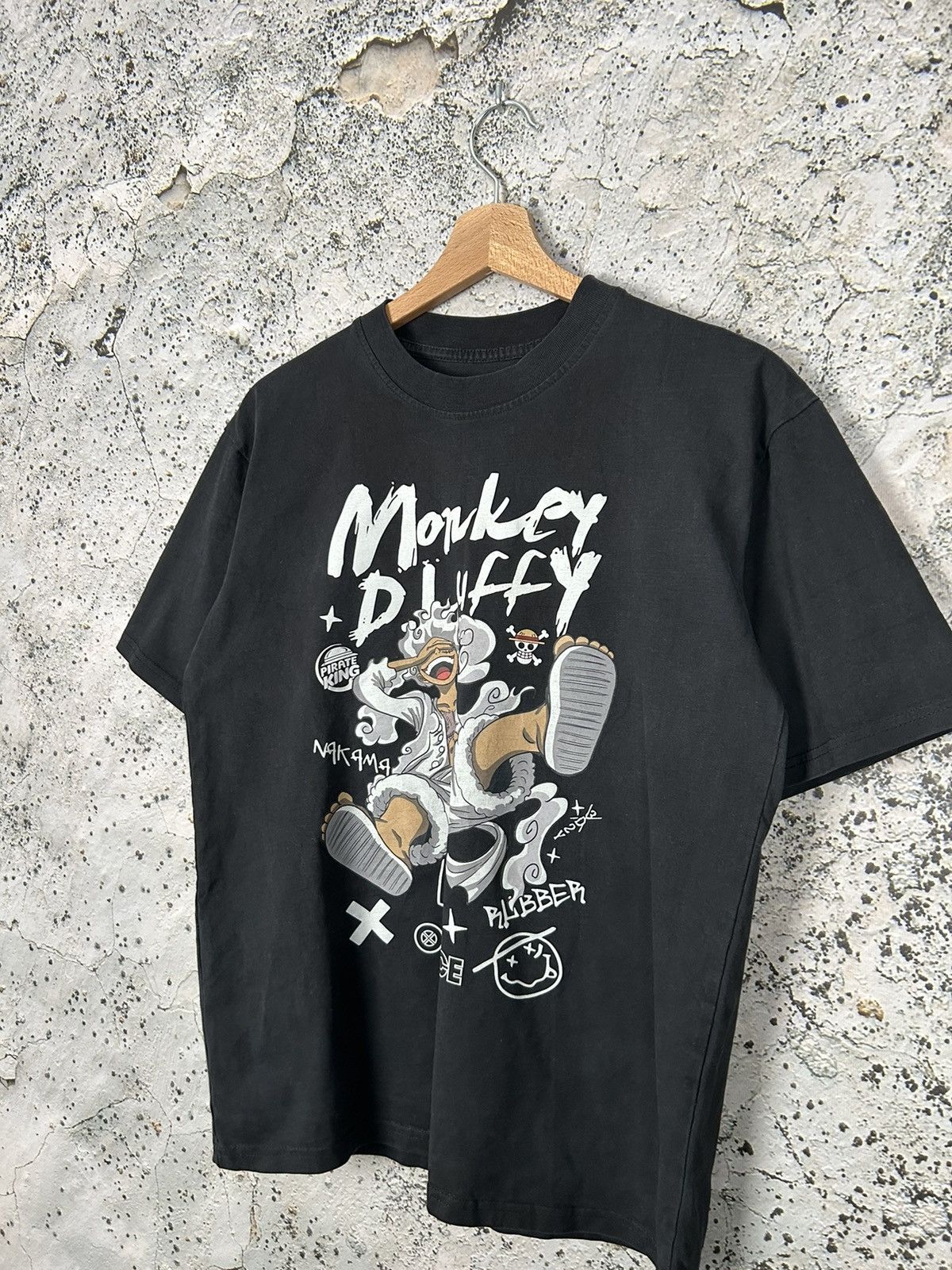 Anime Vintage Anime Manga One Piece Graphic Tee Movie Japanese Size US M / EU 48-50 / 2 - 2 Thumbnail