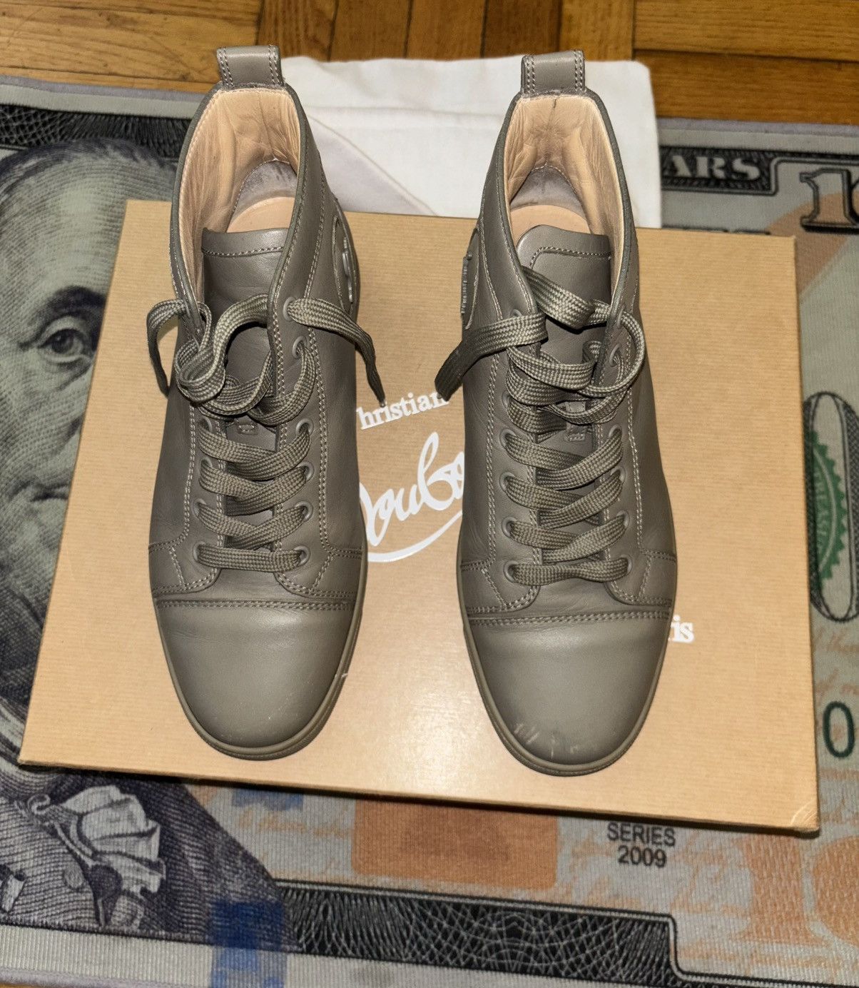 Christian Louboutin Christian Louboutin High Top Size 40(7) Size US 7 / EU 40 - 2 Thumbnail