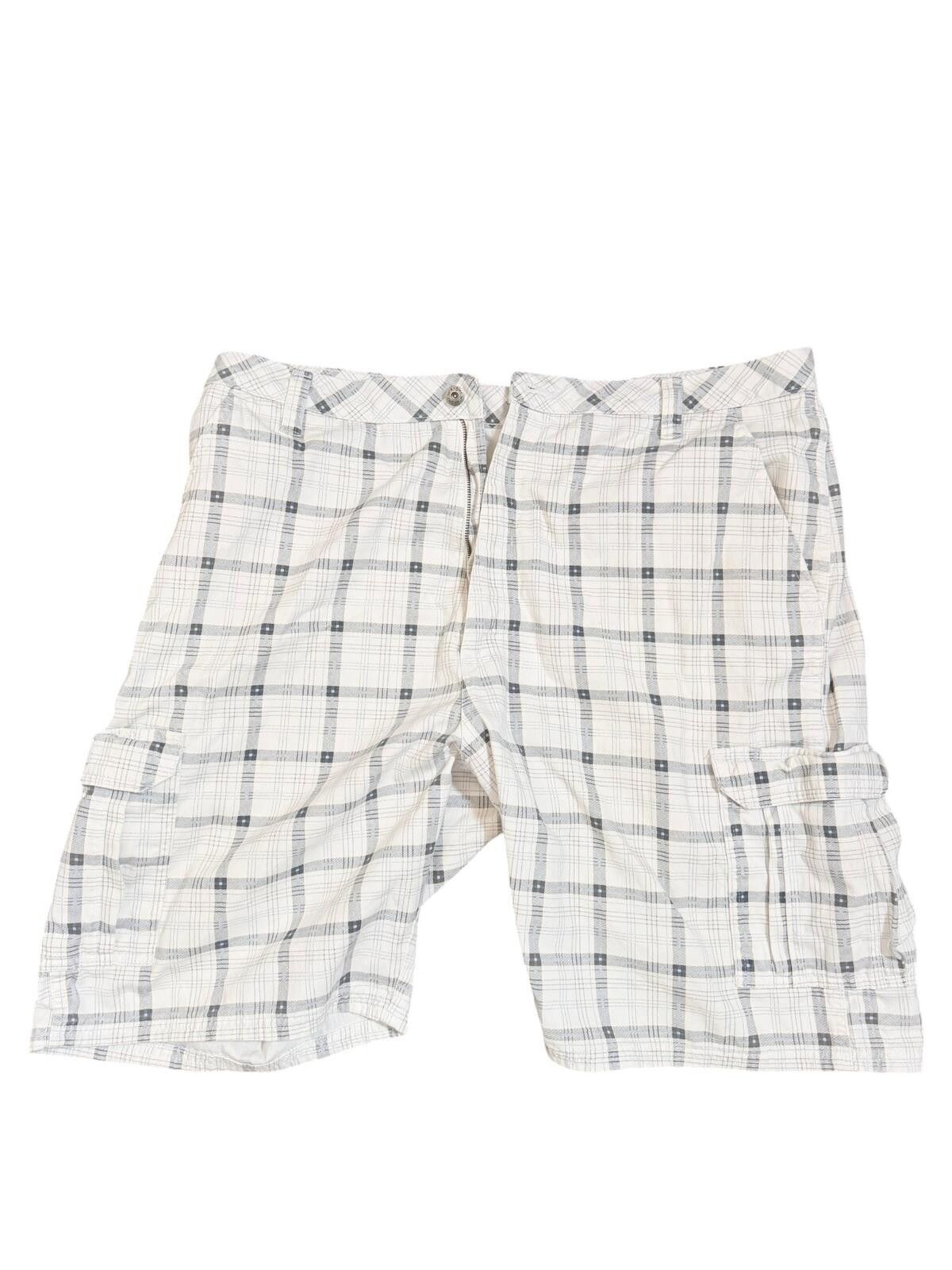Wrangler Wrangler Authentic Issue Plaid Cargo Shorts Size US 36 / EU 52 - 1 Thumbnail