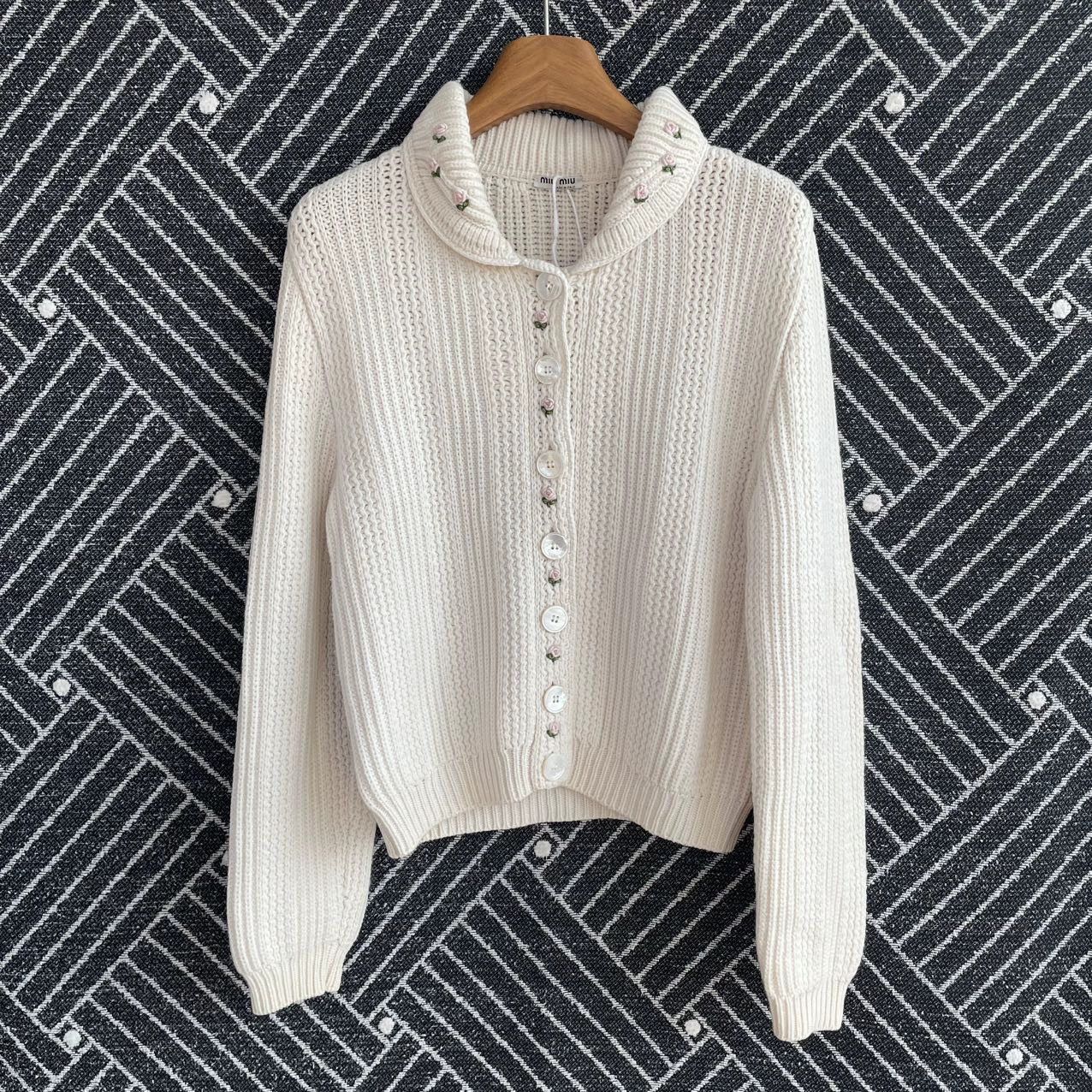 Miu Miu MIU MIU Doll Collar Cashmere Knit Cardigan 40 98 New Size S / US 4 / IT 40 - 1 Thumbnail
