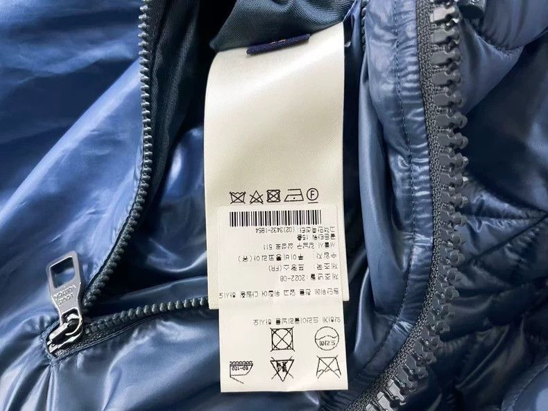 Louis Vuitton Louis Vuitton LV smog blue embossed presbytery tag jacket-2 Size US M / EU 48-50 / 2 - 3 Thumbnail