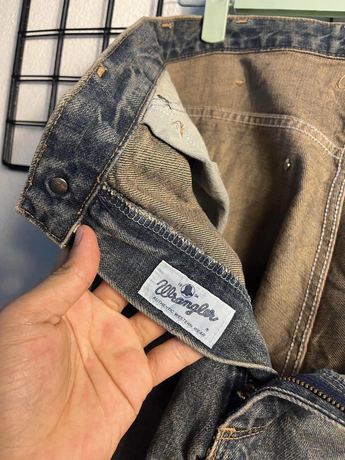 Wrangler Vintage Japan Baggy Wrangler Blue Bell Selvedge Jeans Size US 30 / EU 46 - 7 Thumbnail