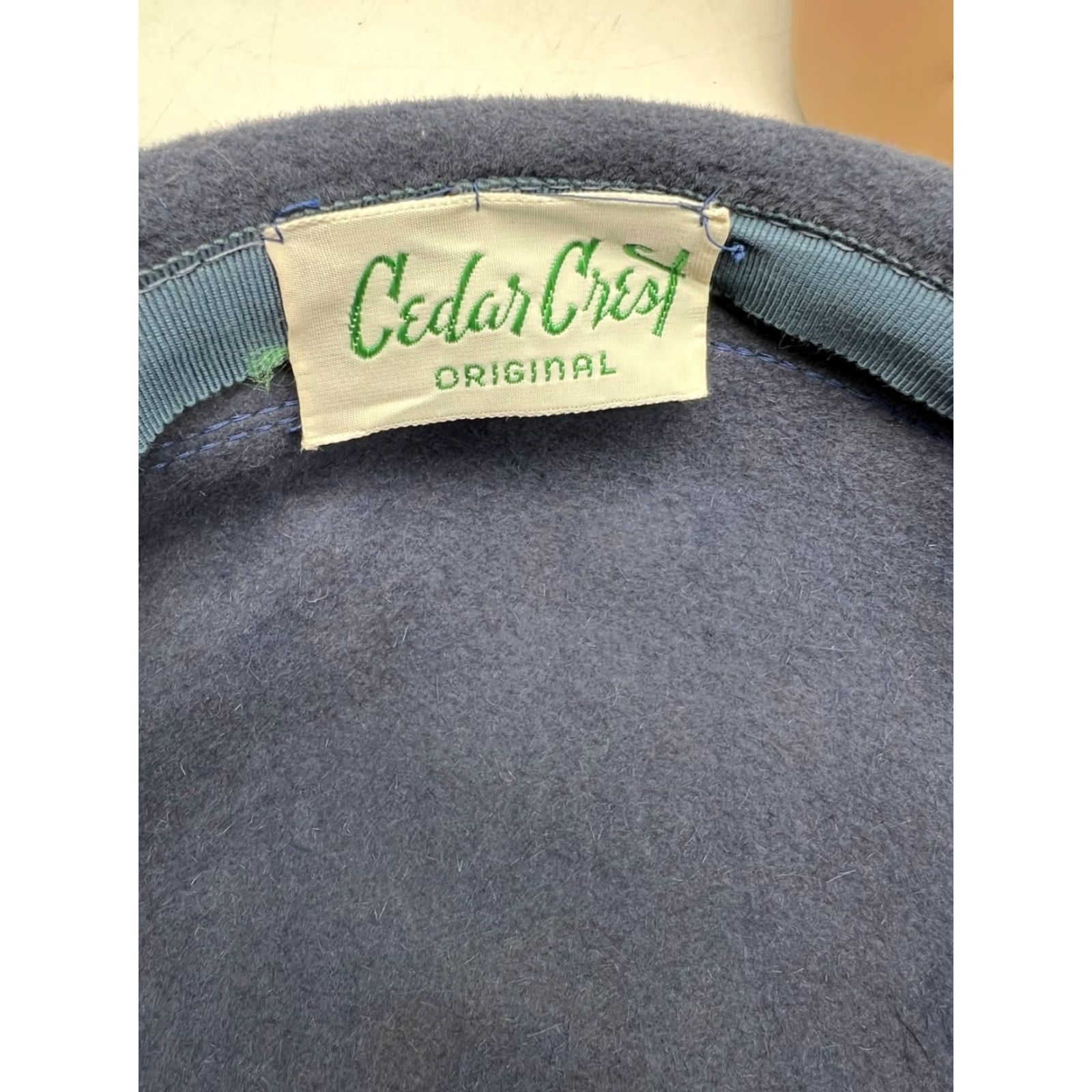 Vintage VINTAGE Cedar Crest Blue Pillbox hat Round Made in Italy 7 1/8 Wool 100% Wool Formal Women’s Size ONE SIZE - 5 Thumbnail