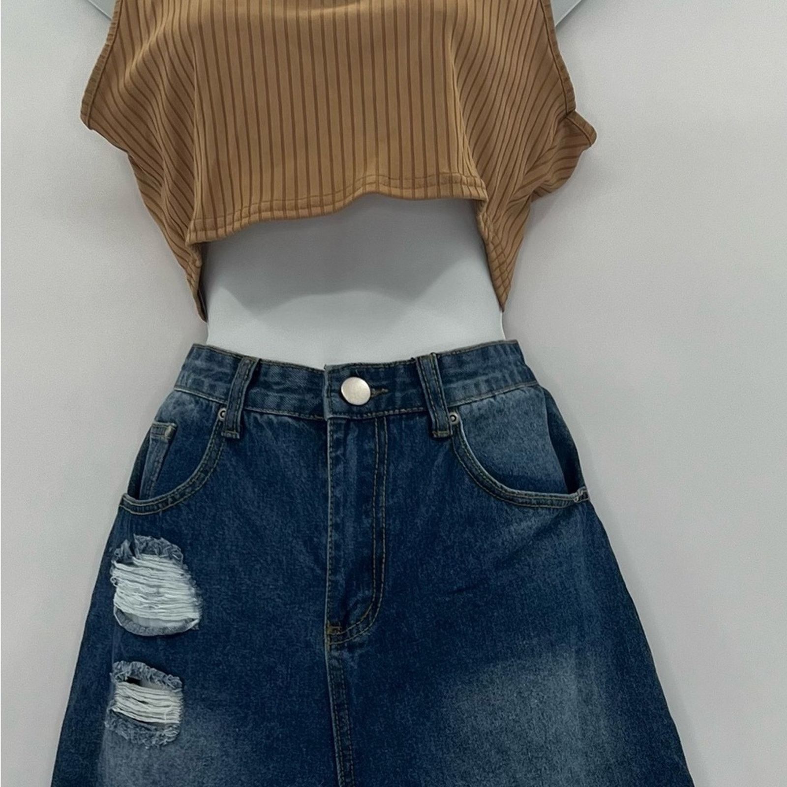 Boohoo Boohoo Tan Ribbed Knit Scooped Cropped Tank Top Size 12 NWT Size XL / US 12-14 / IT 48-50 - 11 Thumbnail