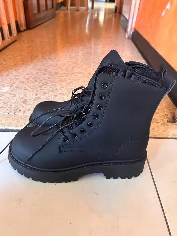 Japanese Brand Casual PU Leather Boot Size US 8 / EU 41 - 9 Thumbnail