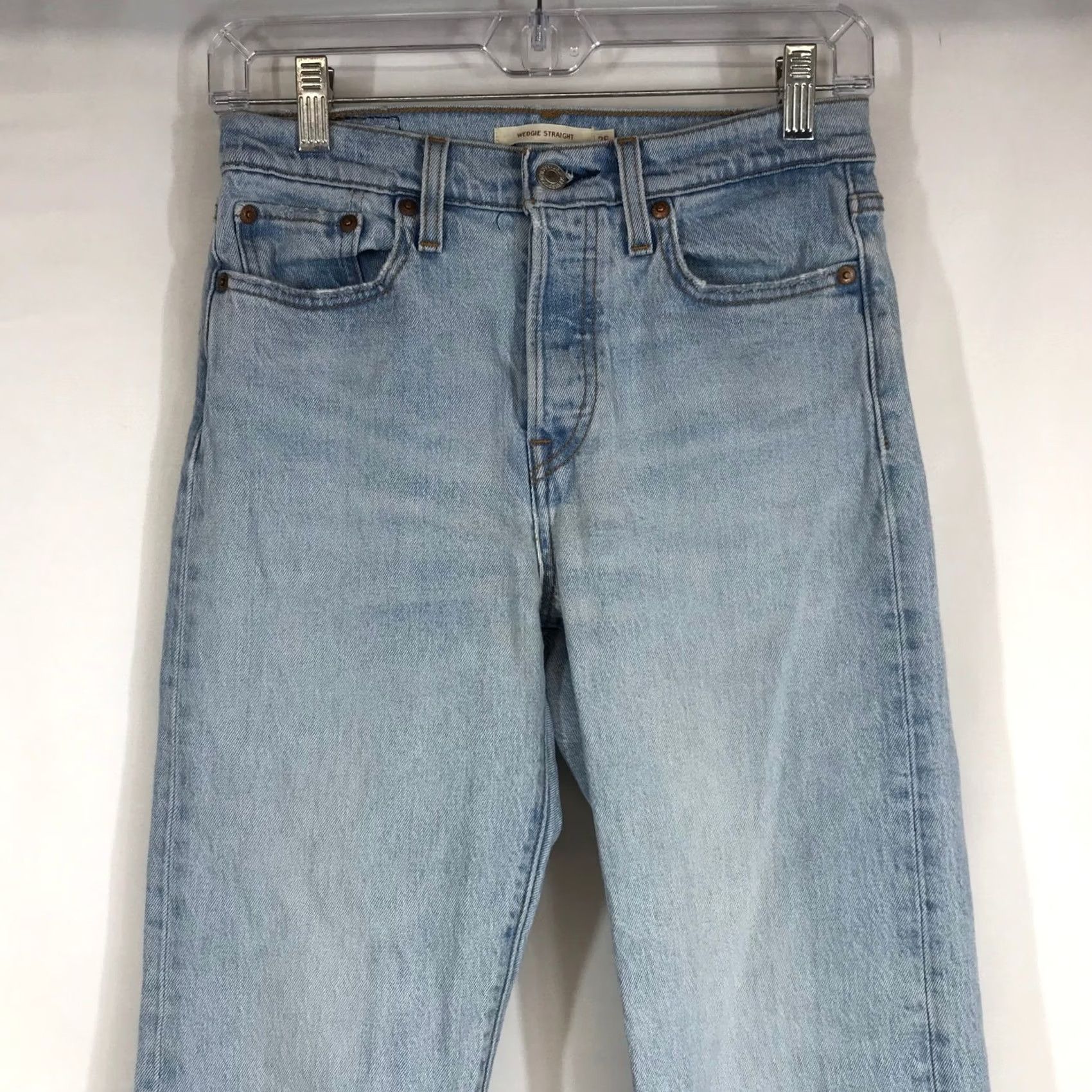 Vintage Levi's Premium Wedgie Straight Jeans Light Wash Blue High Rise Denim Size 26 Women's 5-Pocket Size 26" / US 2 / IT 38 - 2 Thumbnail