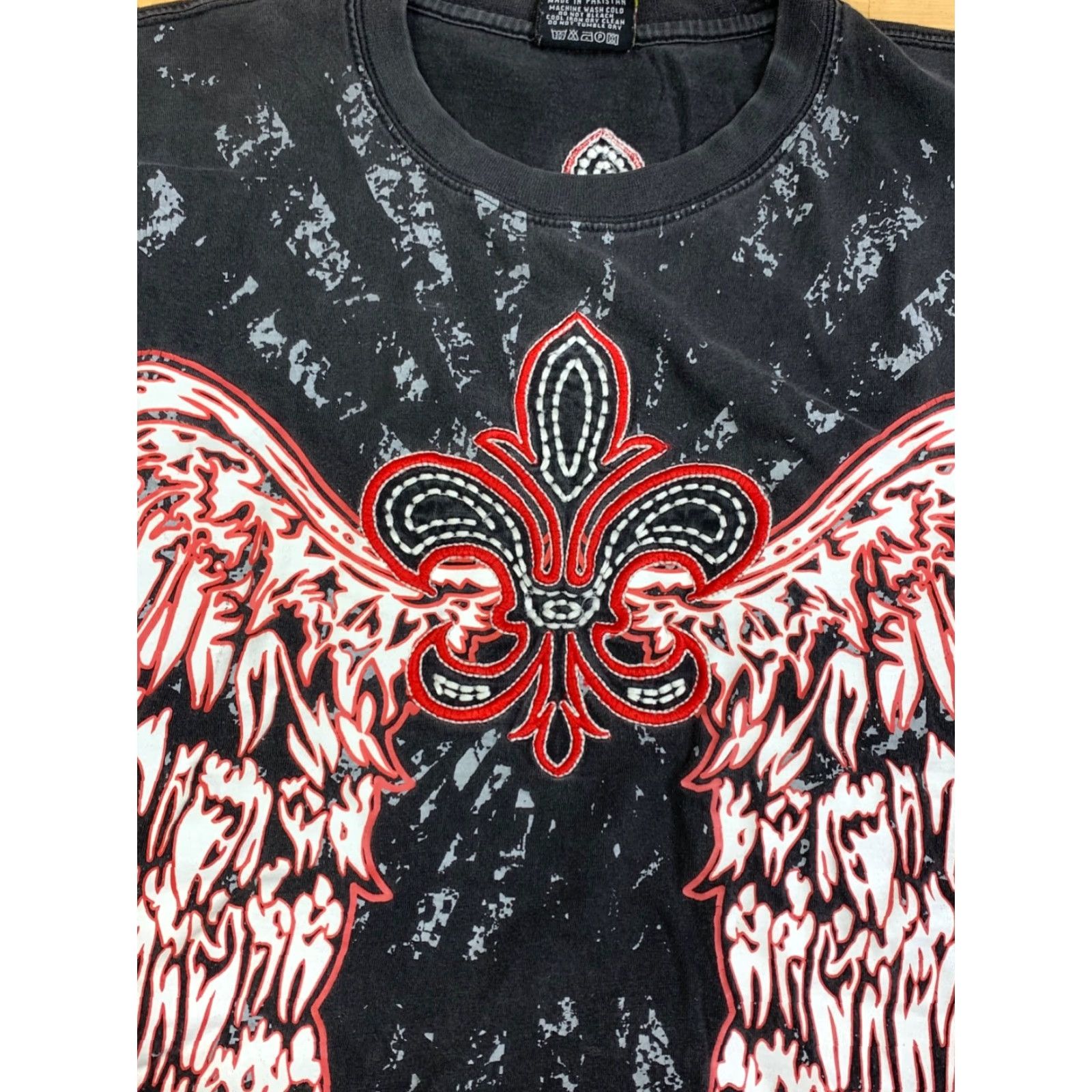 Vintage VINTAGE Fleur De Lis Shirt Mens XL Black Angel Wings Embroidered Y2K 12713 Size US XL / EU 56 / 4 - 3 Thumbnail