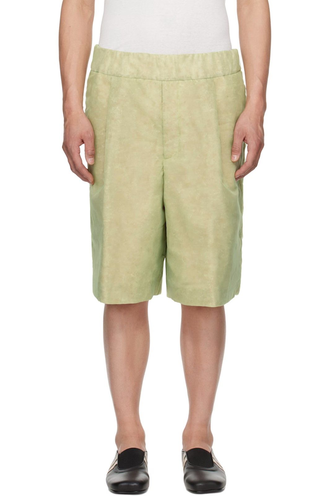 Dries Van Noten DRIES VAN NOTEN Green Layered Pleated Bermuda Shorts Size US 34 / EU 50 - 2 Thumbnail