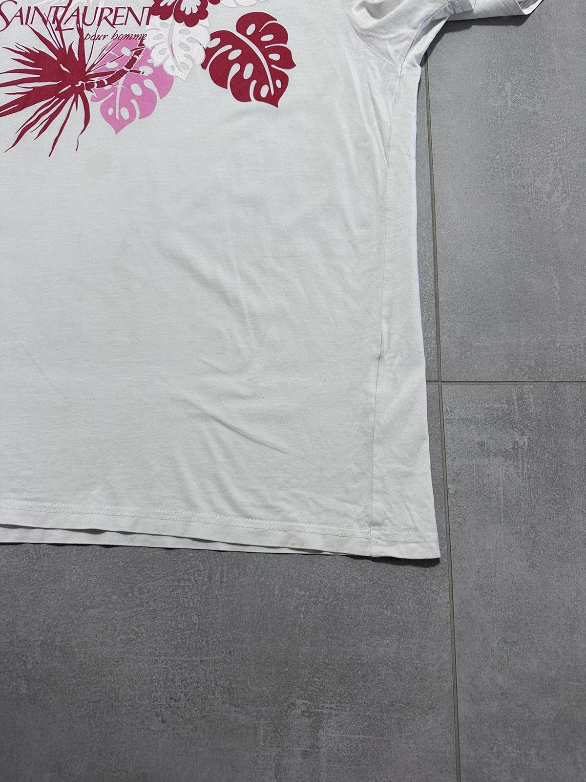 Yves Saint Laurent Yves Saint Laurent YSL Floral Big Logo T-Shirt Size XXL Size US XXL / EU 58 / 5 - 4 Thumbnail