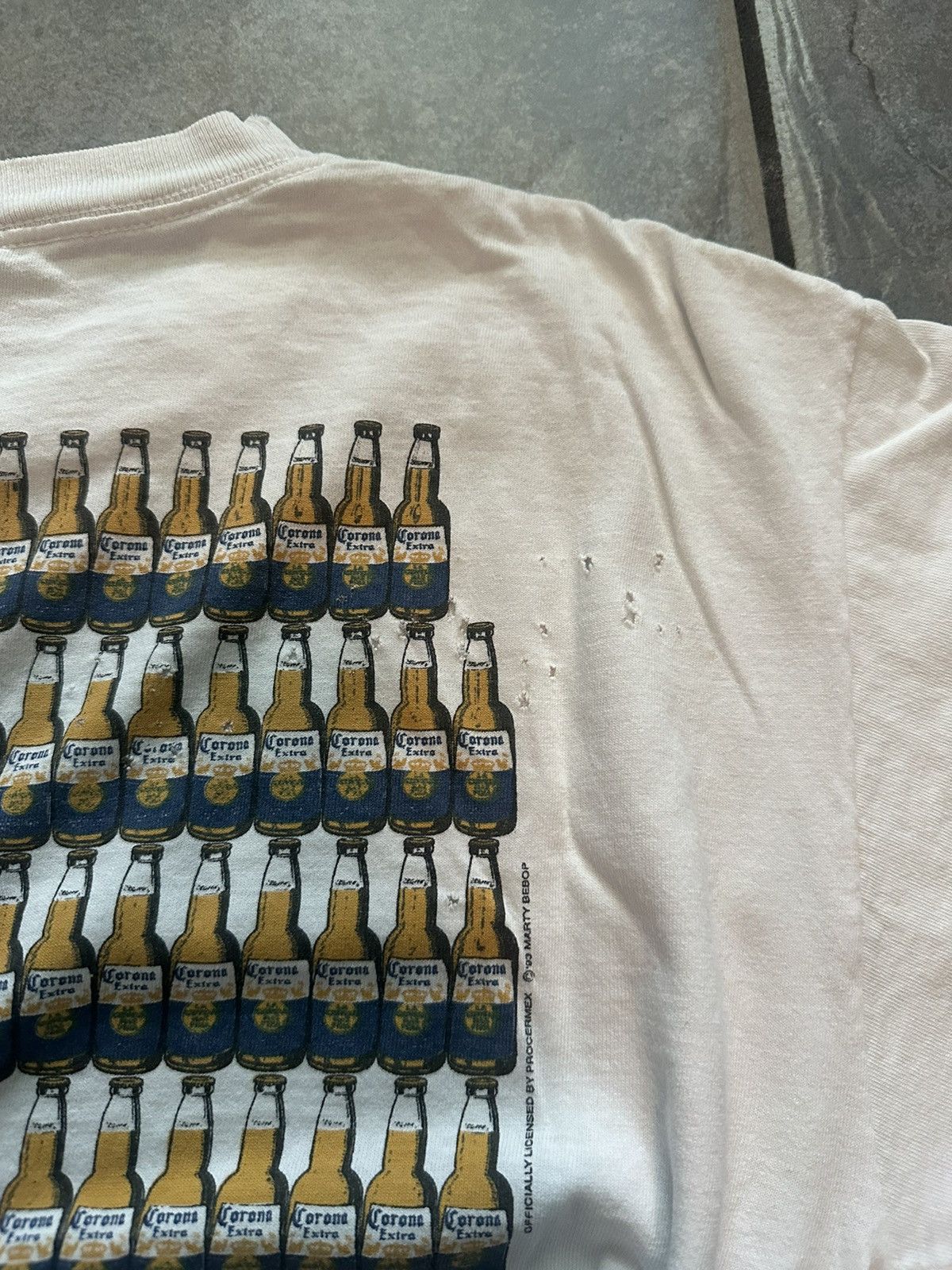 Vintage Vintage Corona 99 Bottles T-Shirt Size US XL / EU 56 / 4 - 8 Thumbnail