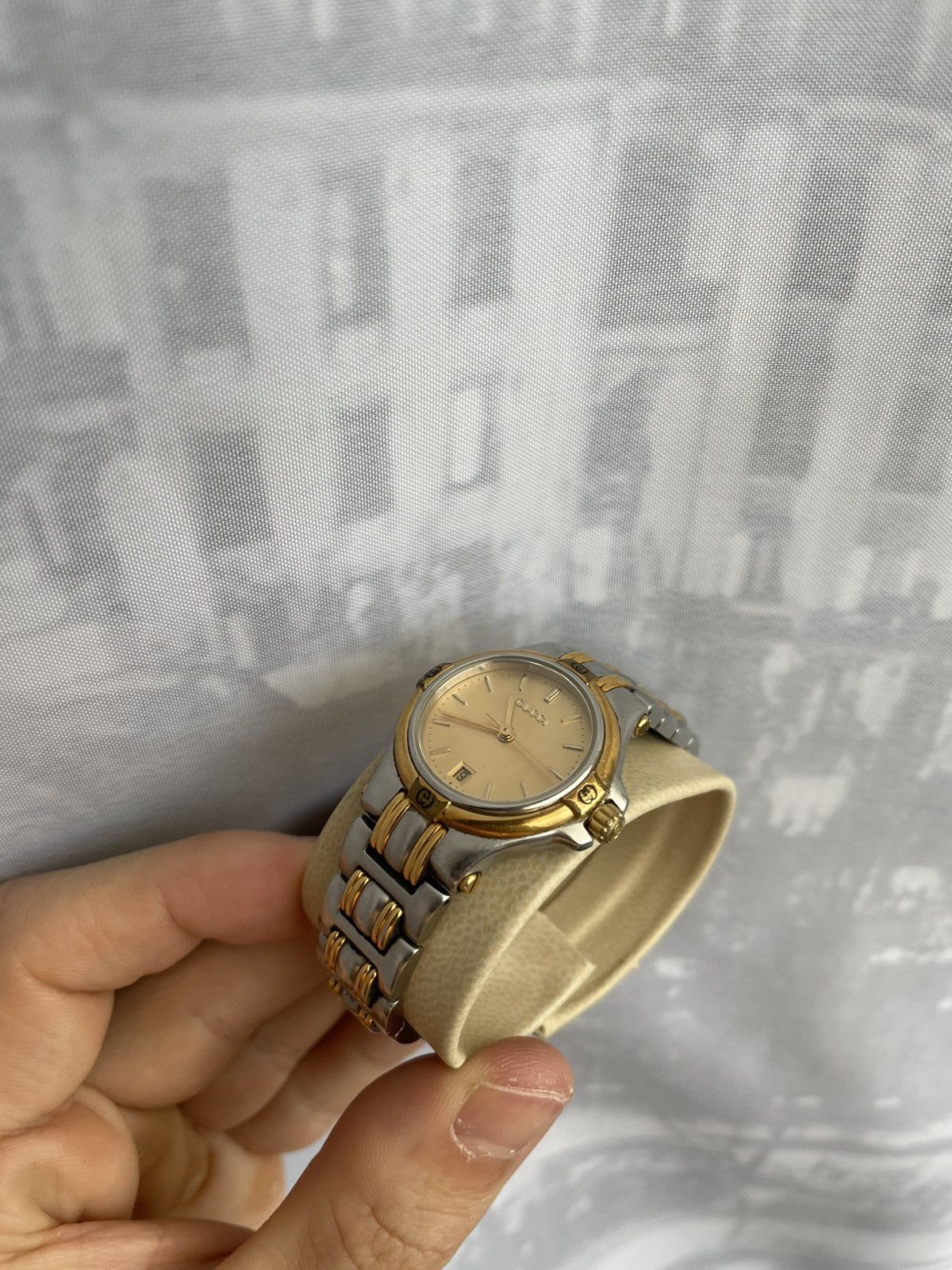 Gucci Gucci Watch 9000L Size ONE SIZE - 8 Thumbnail