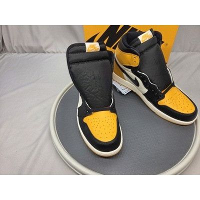 Jordan Brand Nike Air Jordan 1 High OG Taxi Yellow Toe Men’s Size 12 5550 Size US 12 / EU 45 - 14 Thumbnail