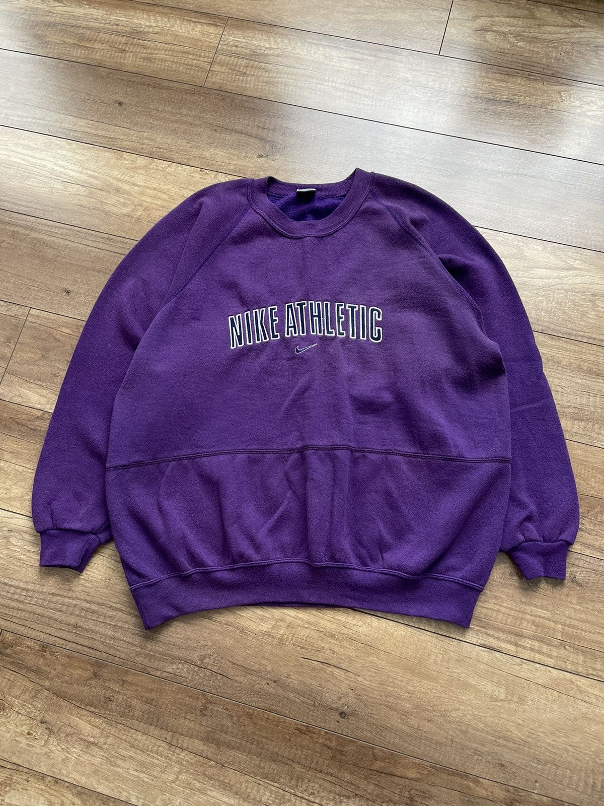 Nike Nike Athletic Vintage Sweatshirt Crewneck Big Logo 90s Size US XXL / EU 58 / 5 - 2 Thumbnail
