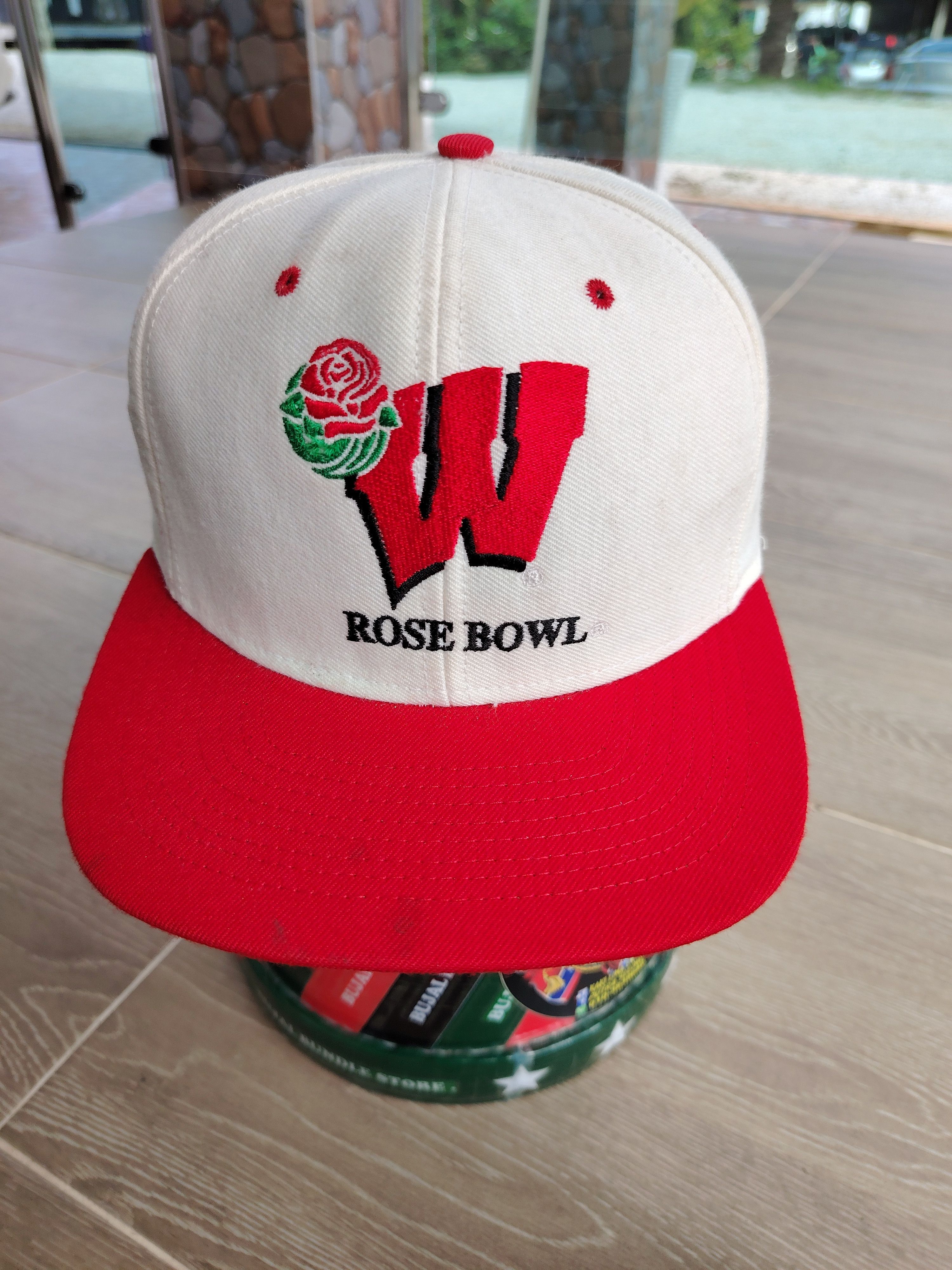 Nutmeg × Vintage 90s Wisconsin Badgers Rose Bowl Hat Size ONE SIZE - 1 Thumbnail