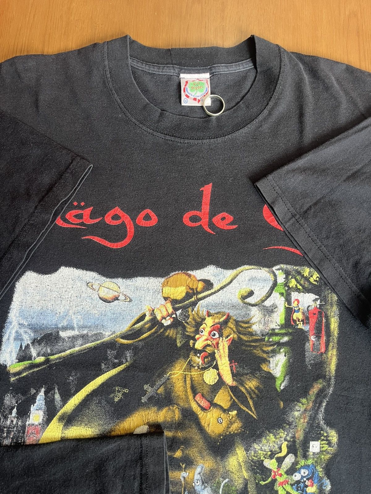 Band Tees Vintage Magi de Oz FinisTerra 90’s Bill of Rights Artwork Size US XL / EU 56 / 4 - 9 Thumbnail