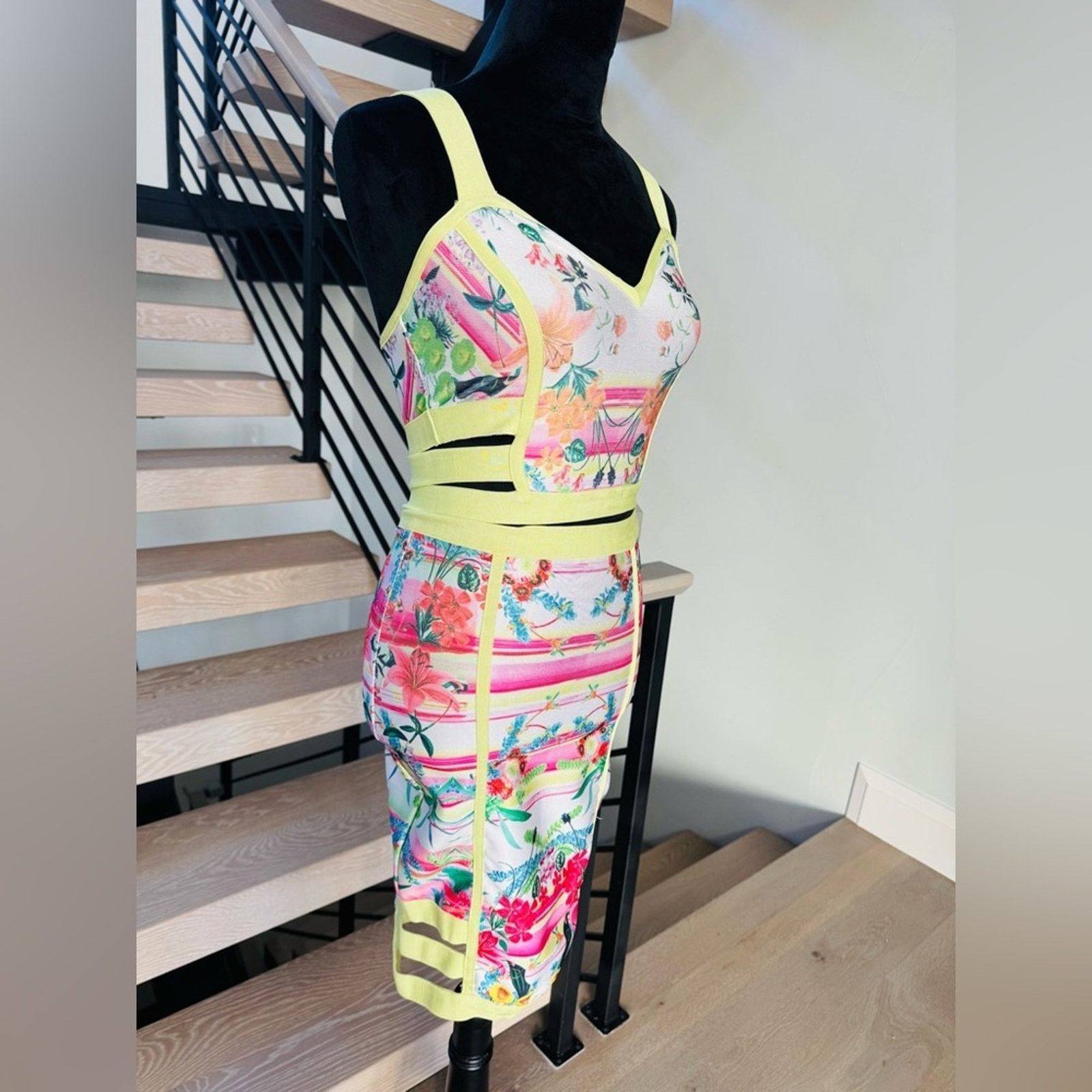 Other Colorful Floral and Striped 2 piece set size XS Size XS / US 0-2 / IT 36-38 - 3 Thumbnail