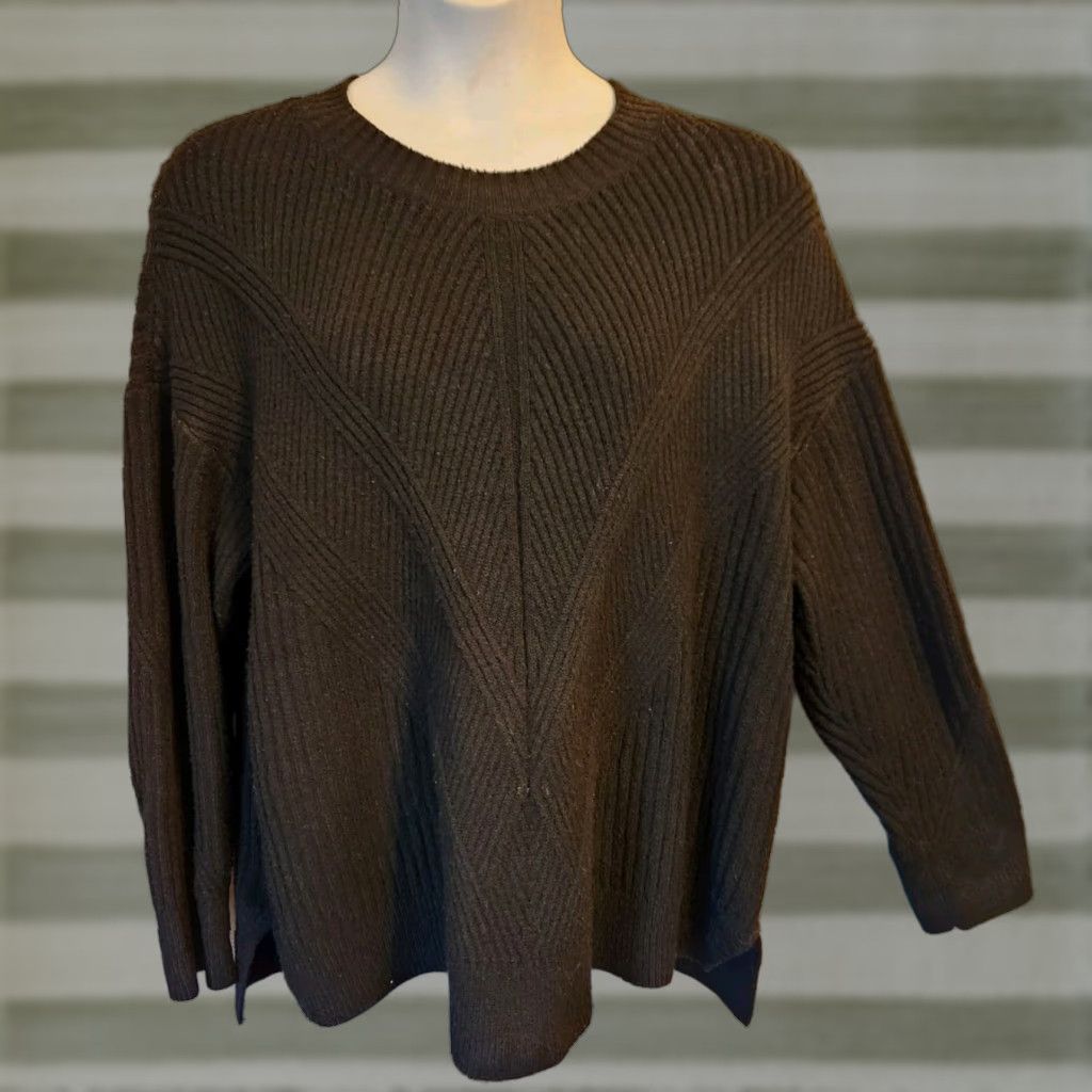 Vintage **Simply Vera Vera Wang Solid Black 2X XXL Knit Sweater** User: Simply Vera Vera Wang Solid Black Knit Sweater 2X XXL Size XXL / US 16-18 / IT 52-54 - 1 Thumbnail