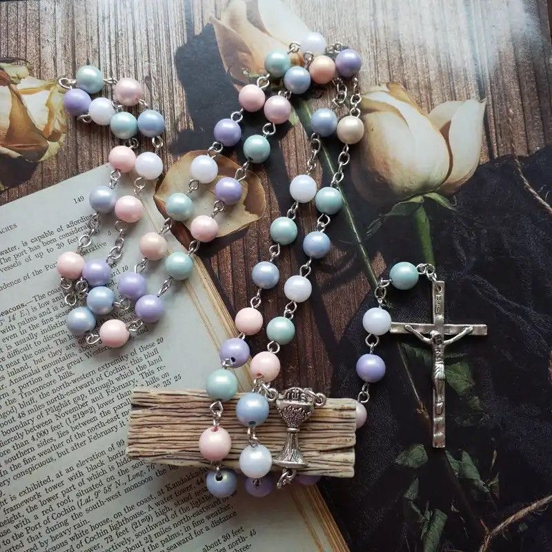 Jewelry × Vintage Acrylic Beads Rosary Necklace Pendant Holy Grail Cross Size ONE SIZE - 5 Thumbnail