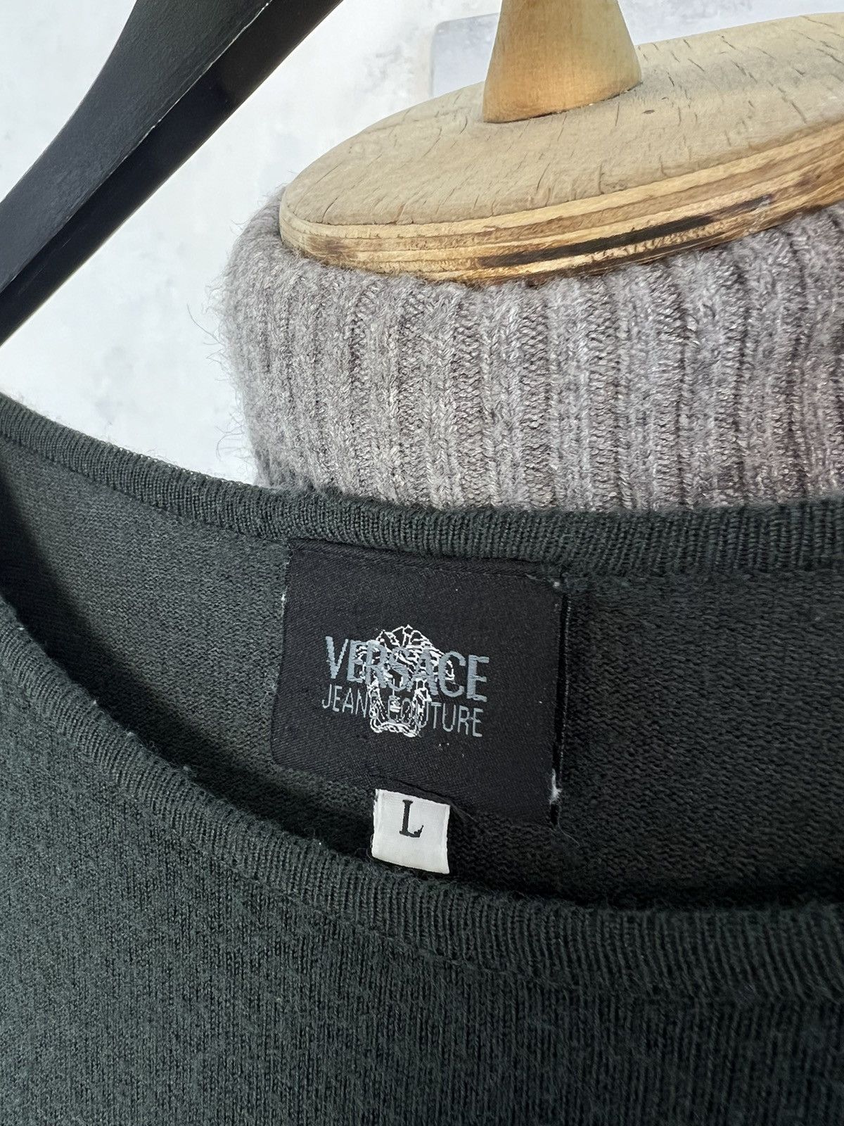 Versace Jeans Couture Vintage Versace Jeans Couture Sweater Size L Size US L / EU 52-54 / 3 - 4 Thumbnail