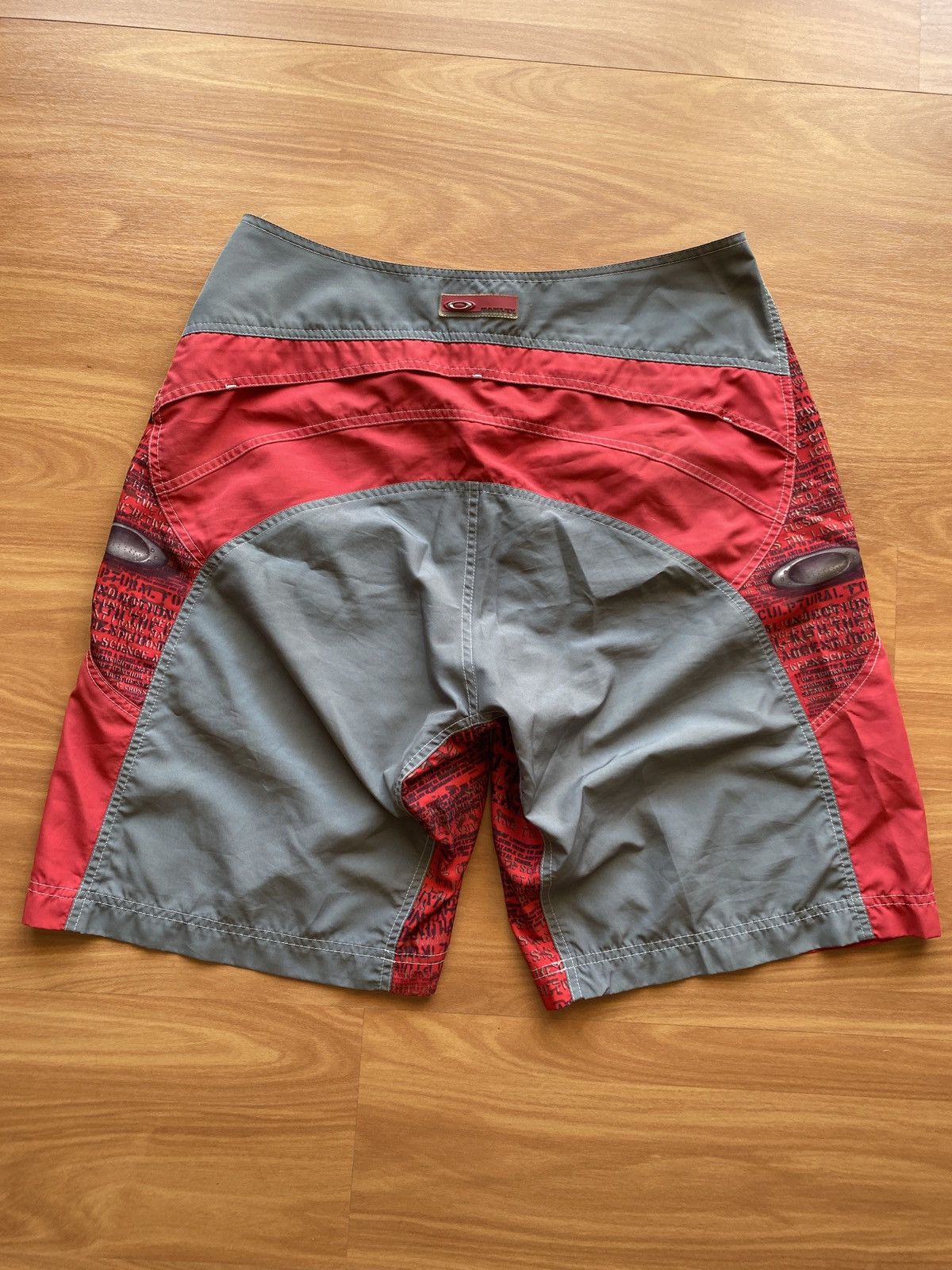 Oakley Oakley Boardshorts Size US 33 - 1 Thumbnail